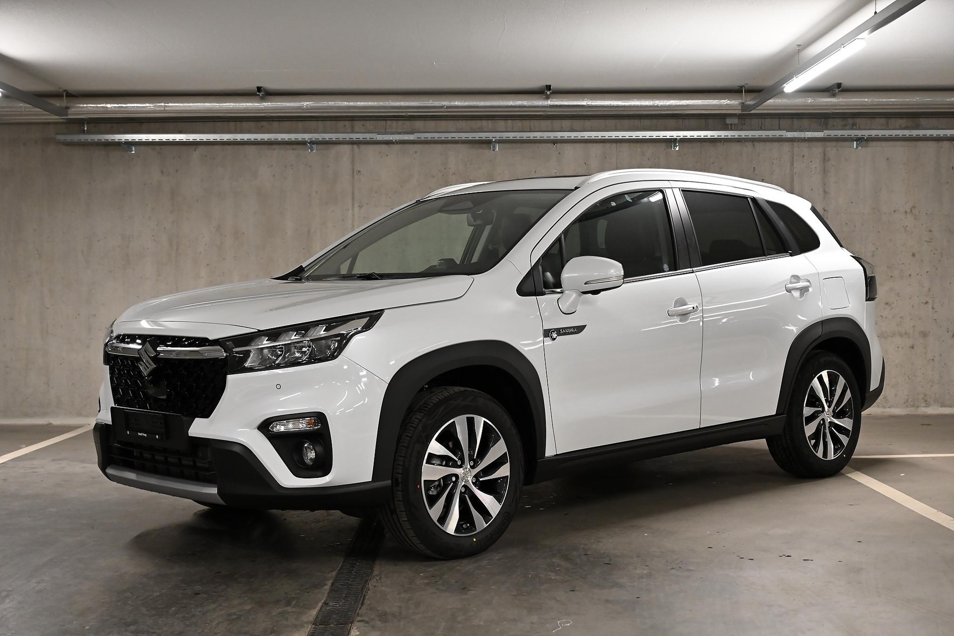 SUZUKI S-Cross 1.4 T Sakura Top Hybrid 4x4