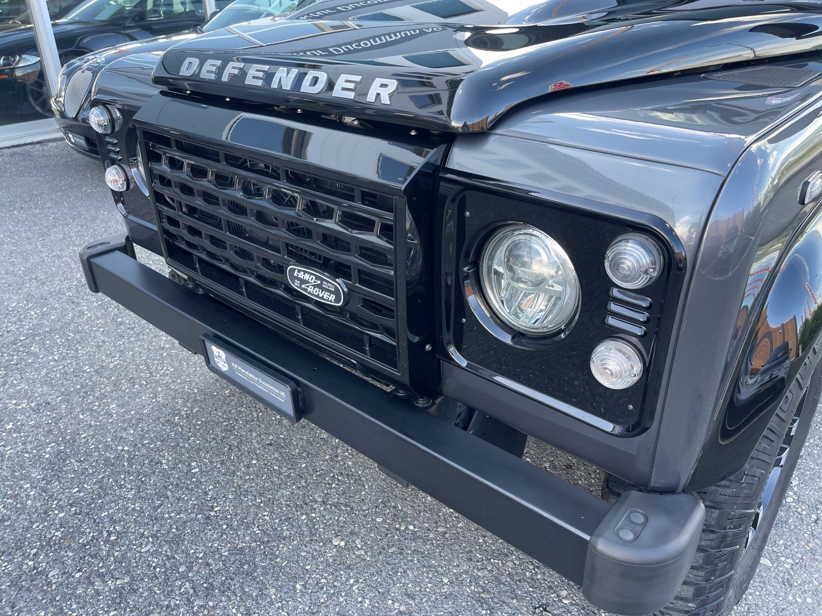 LAND ROVER Defender 110 2.2 TD4 Station Wagon Adventure-image-15
