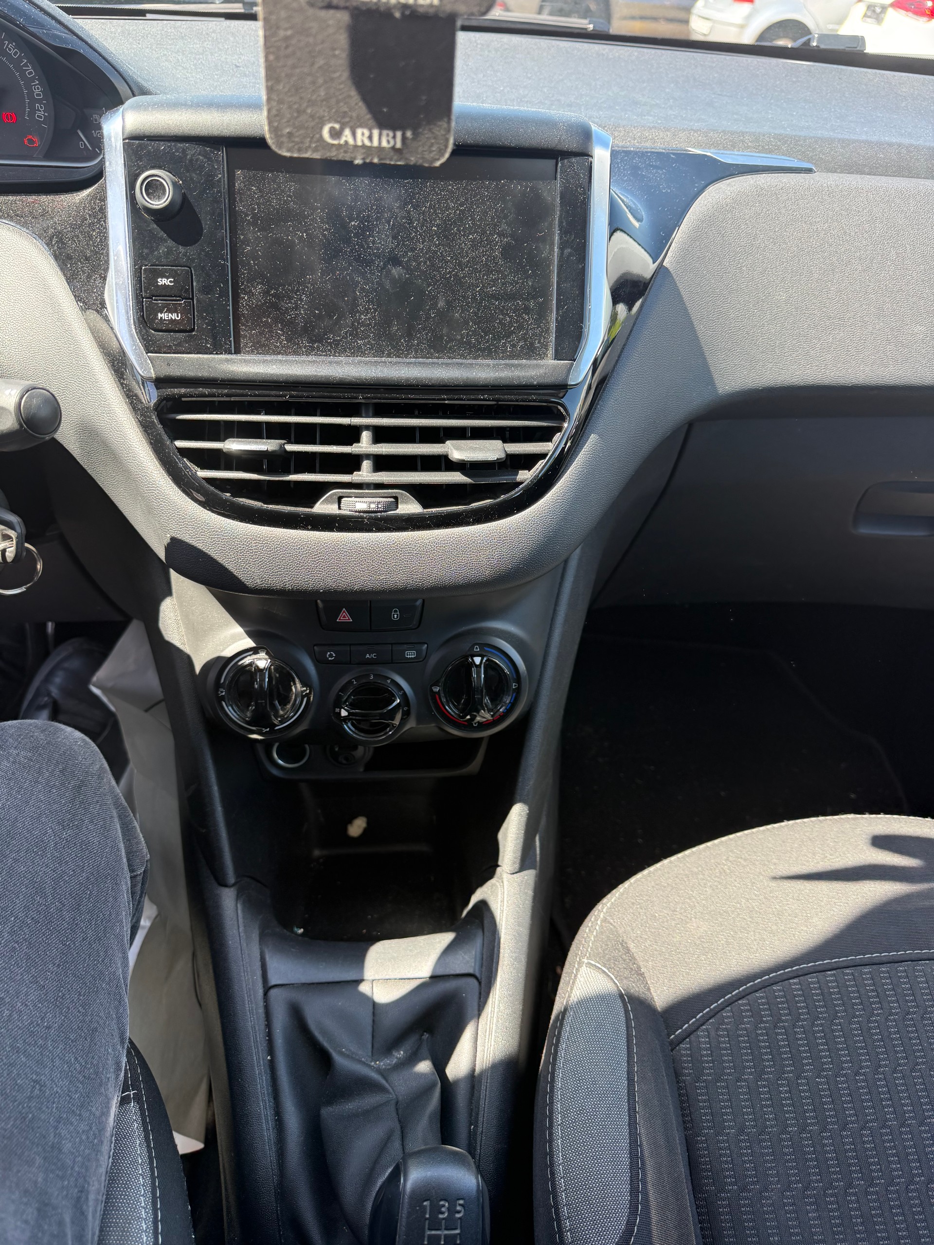 PEUGEOT 208 1.2 PureTech Access-image-9