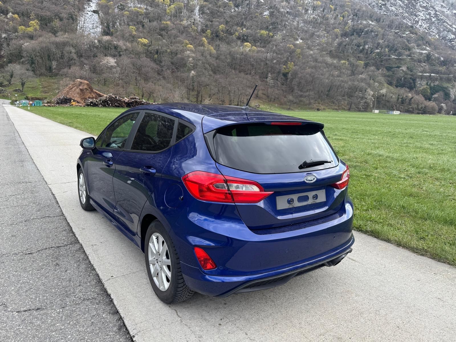 FORD Fiesta 1.0 SCTi ST Line-image-2