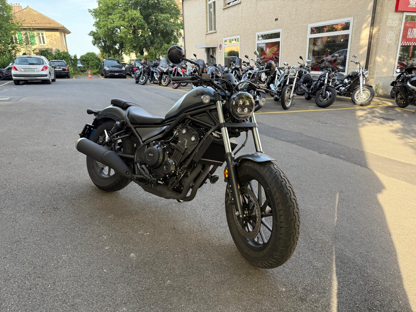 HONDA CMX500 Rebel-image-1