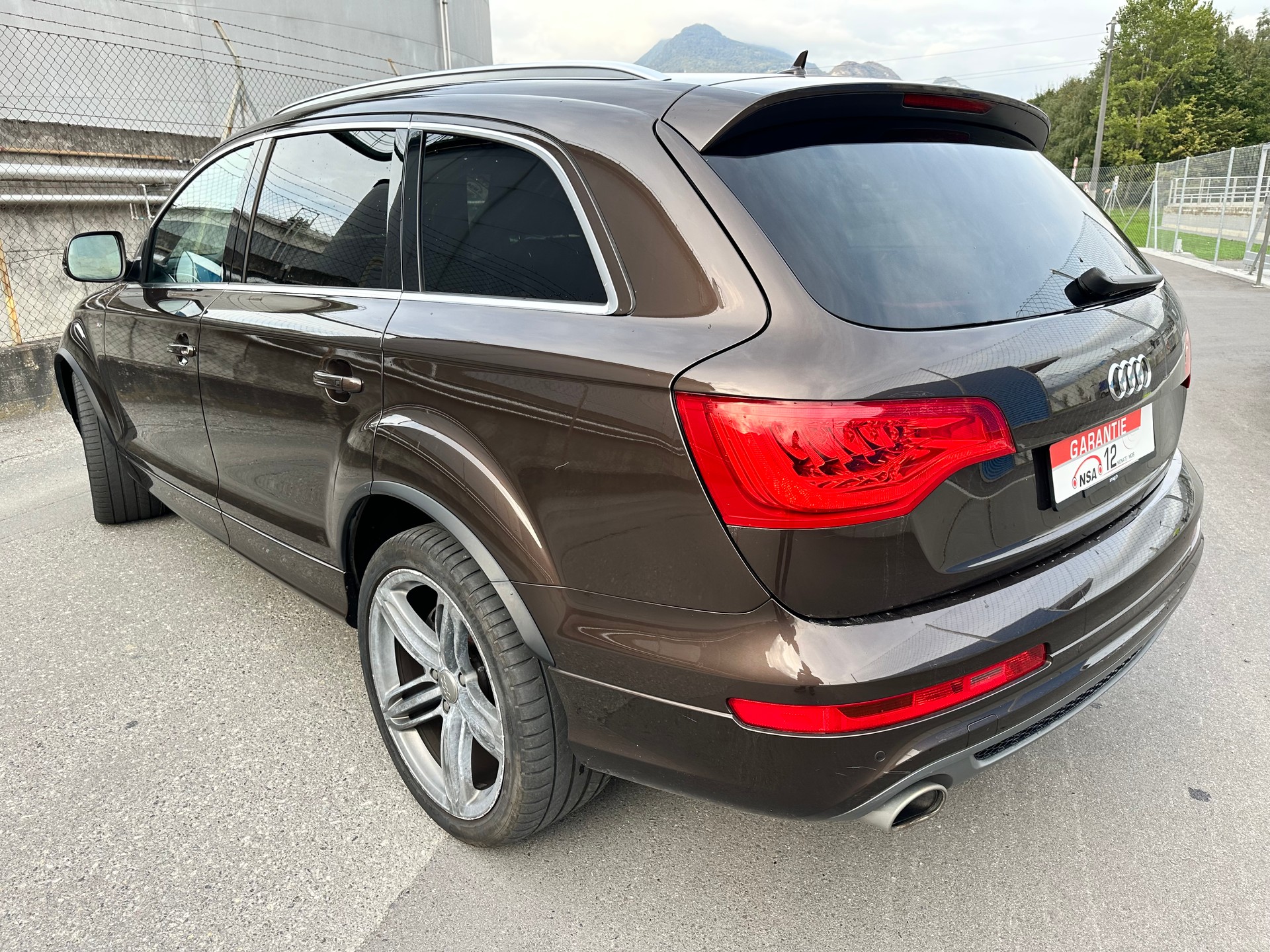 AUDI Q7 4.2 TDI quattro tiptronic S-Line-image-3