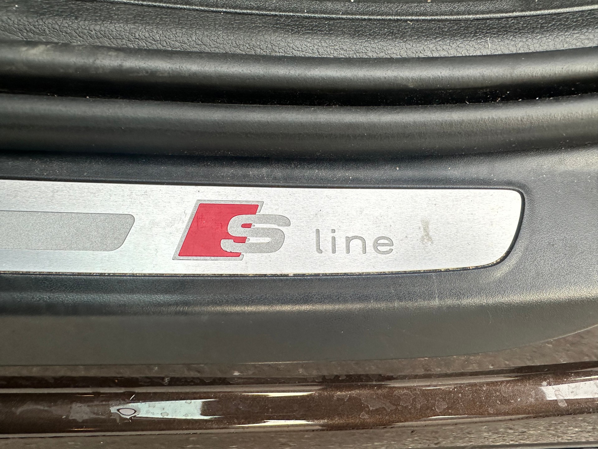 AUDI Q7 4.2 TDI quattro tiptronic S-Line-image-12
