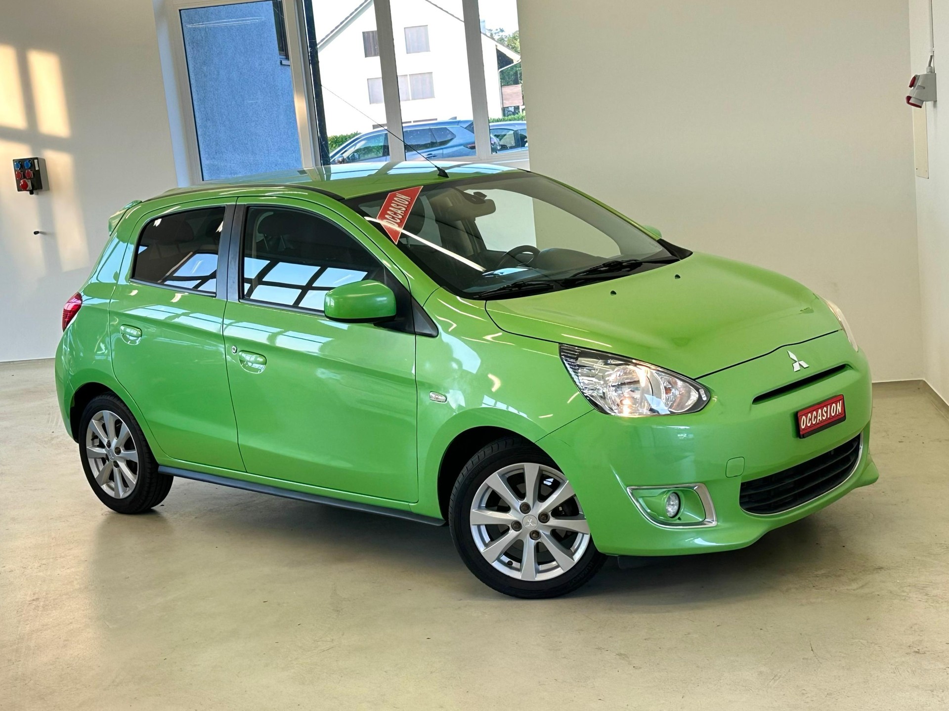 MITSUBISHI Space Star 1.2 Intense