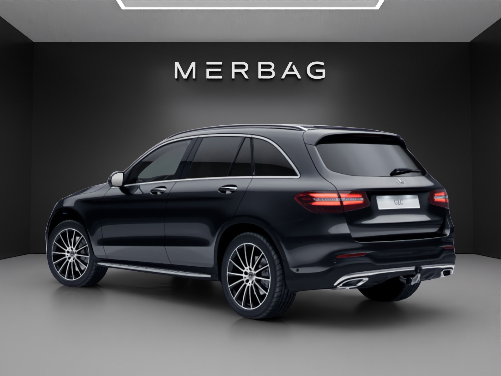 MERCEDES-BENZ GLC 250 AMG Line 4Matic 9G-Tronic-image-2