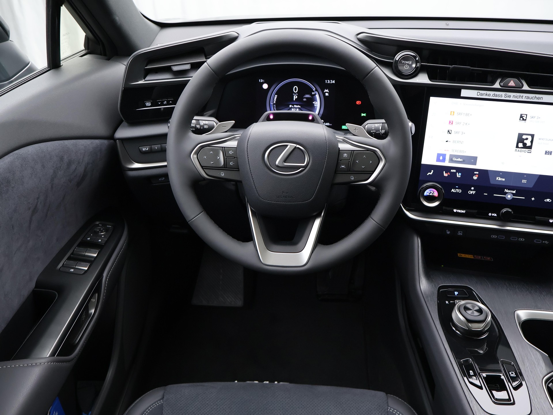 LEXUS RZ 450e Excellence-image-10