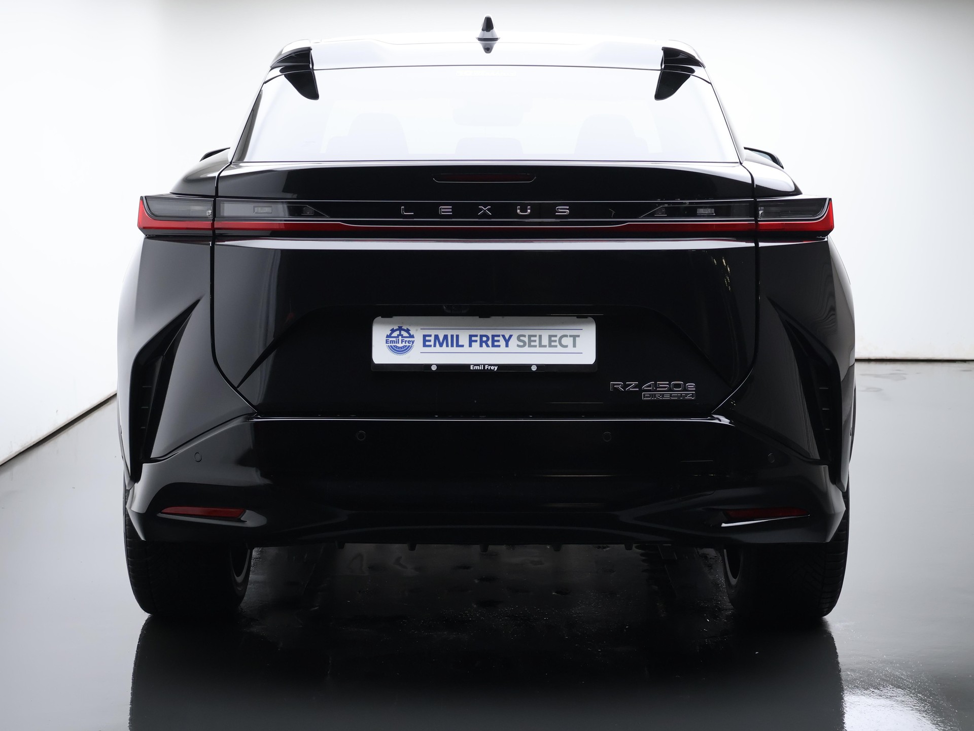LEXUS RZ 450e Excellence-image-9