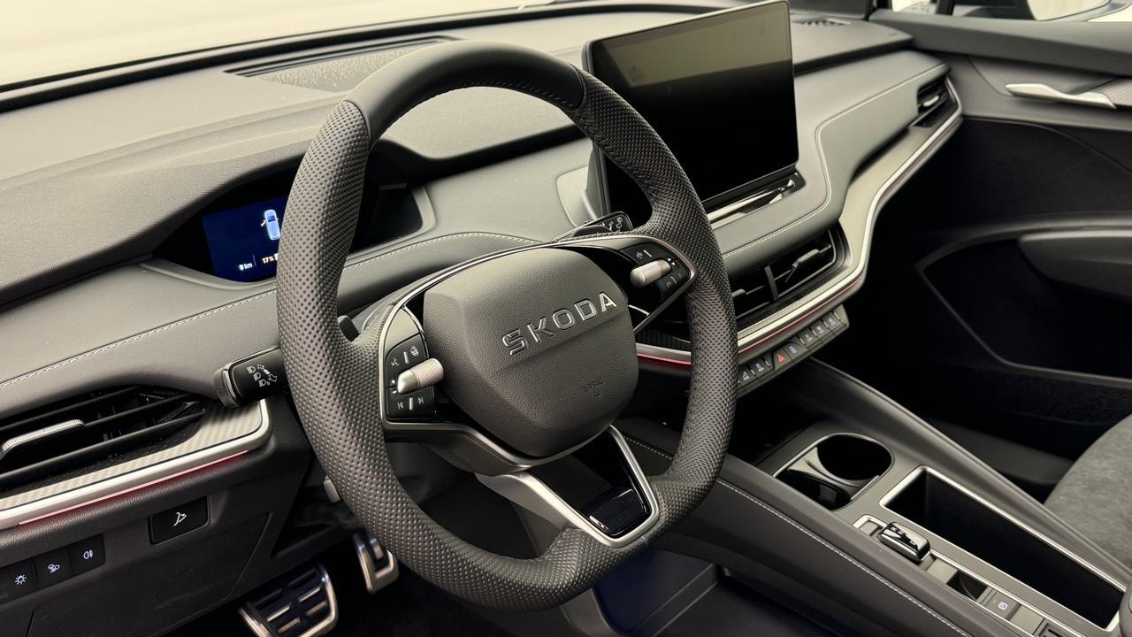 SKODA Enyaq 85x Sportline 4x4-image-6