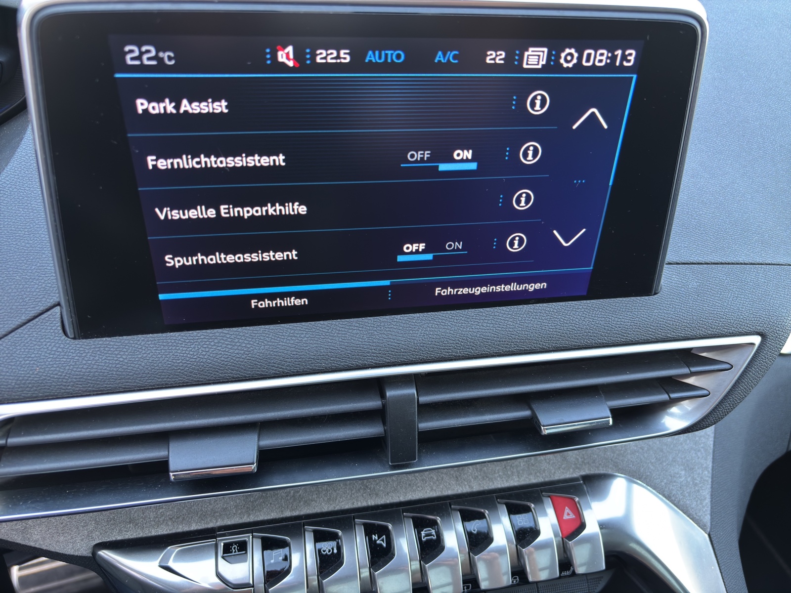 PEUGEOT 5008 2.0 BlueHDi GT EAT-image-14