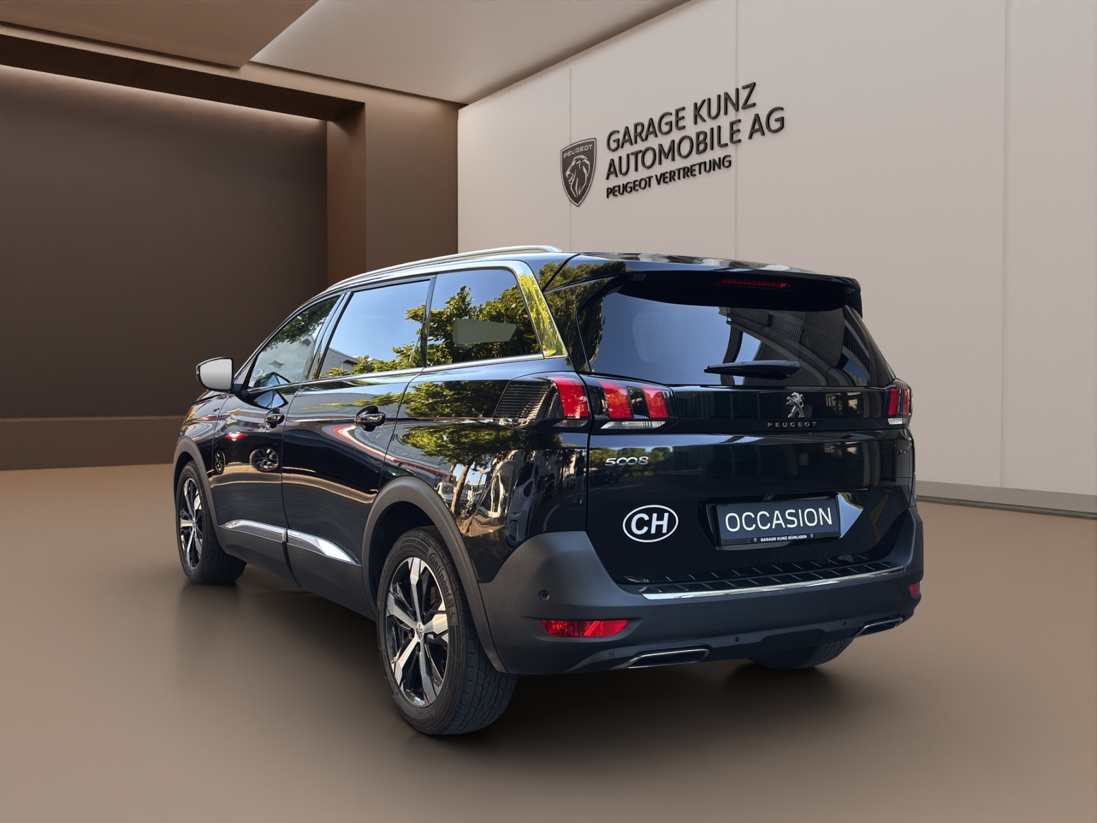 PEUGEOT 5008 2.0 BlueHDi GT EAT-image-5