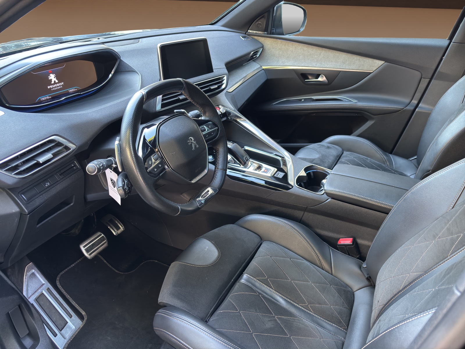 PEUGEOT 5008 2.0 BlueHDi GT EAT-image-8