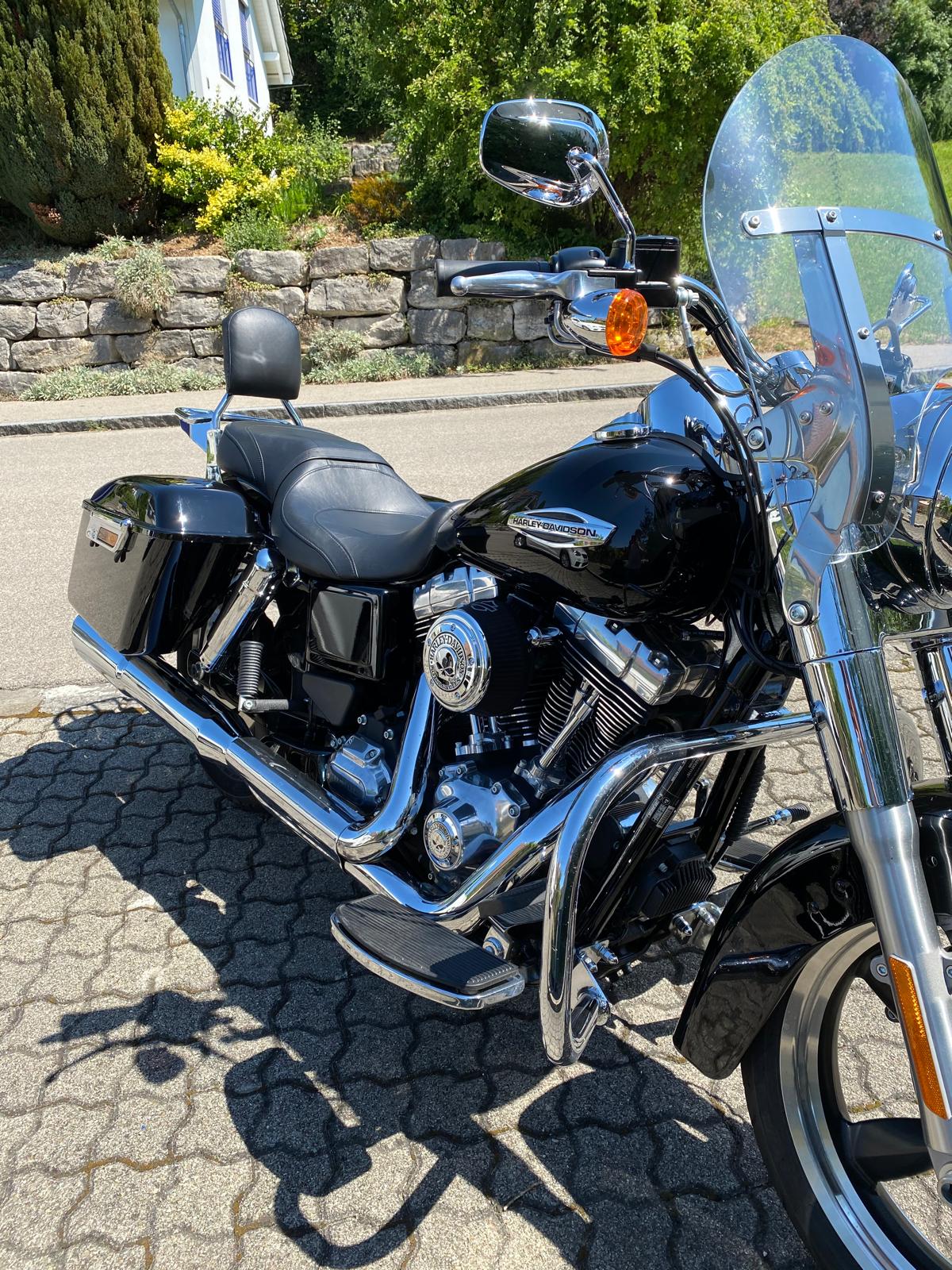 HARLEY-DAVIDSON FLD Dyna Switchback ABS-image-0