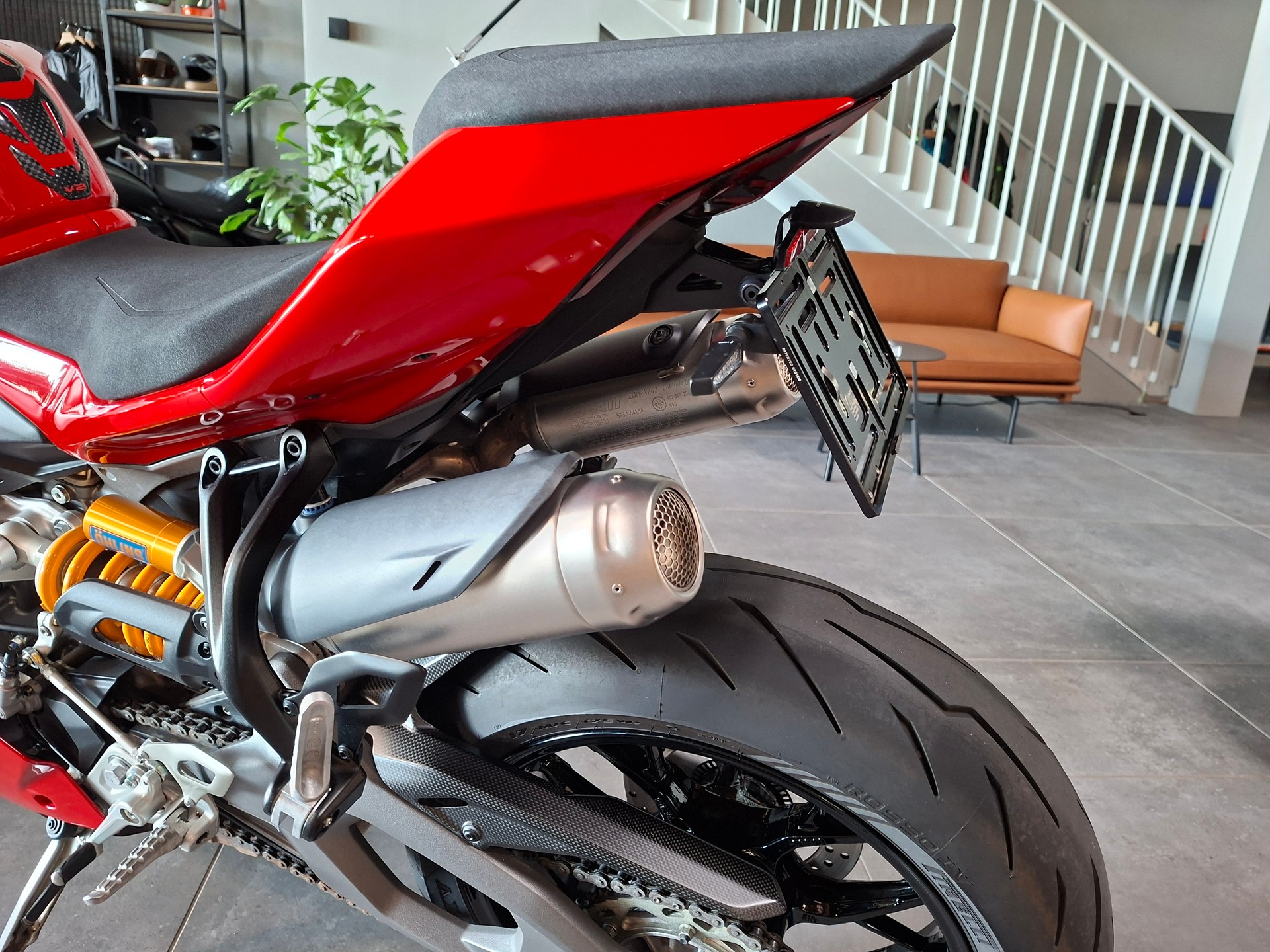 DUCATI Panigale V2 S-image-8