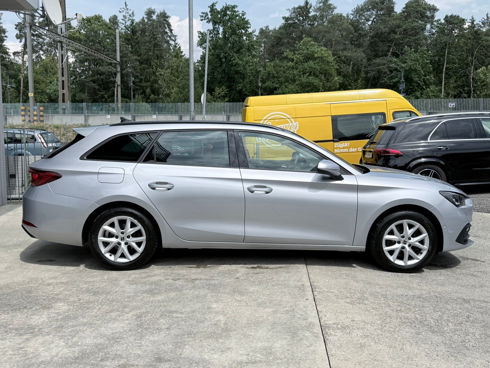 SEAT Leon ST 2.0 TDI EVO DSG 4Drive Style-showroom-element-3