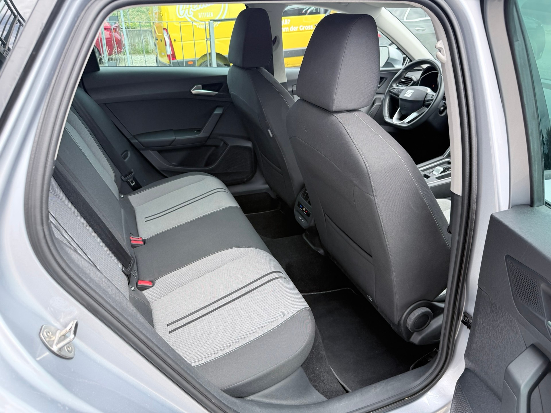 SEAT Leon ST 2.0 TDI EVO DSG 4Drive Style-image-14