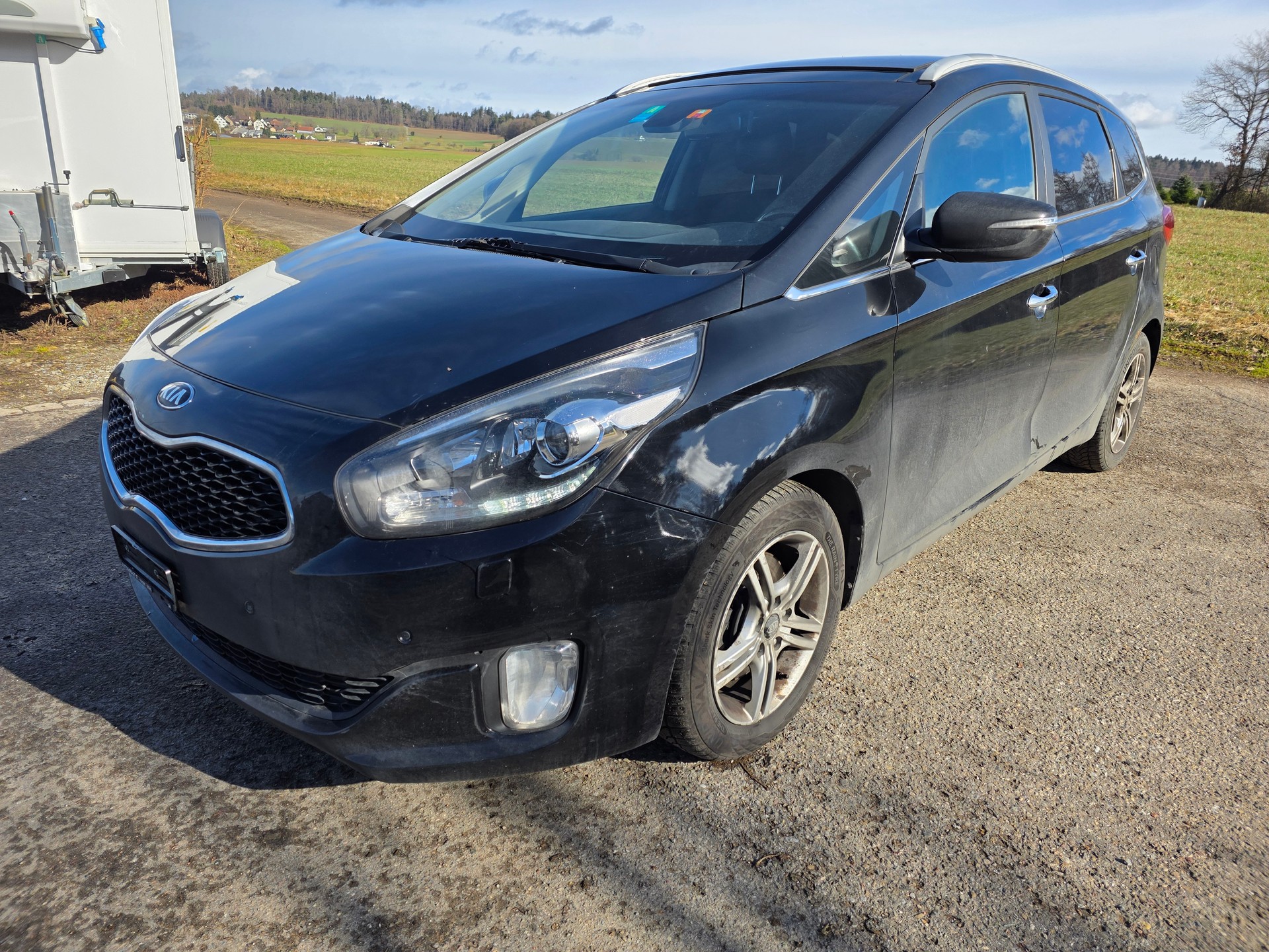 KIA Carens 1.7 CRDi Style DCT-showroom-element-1