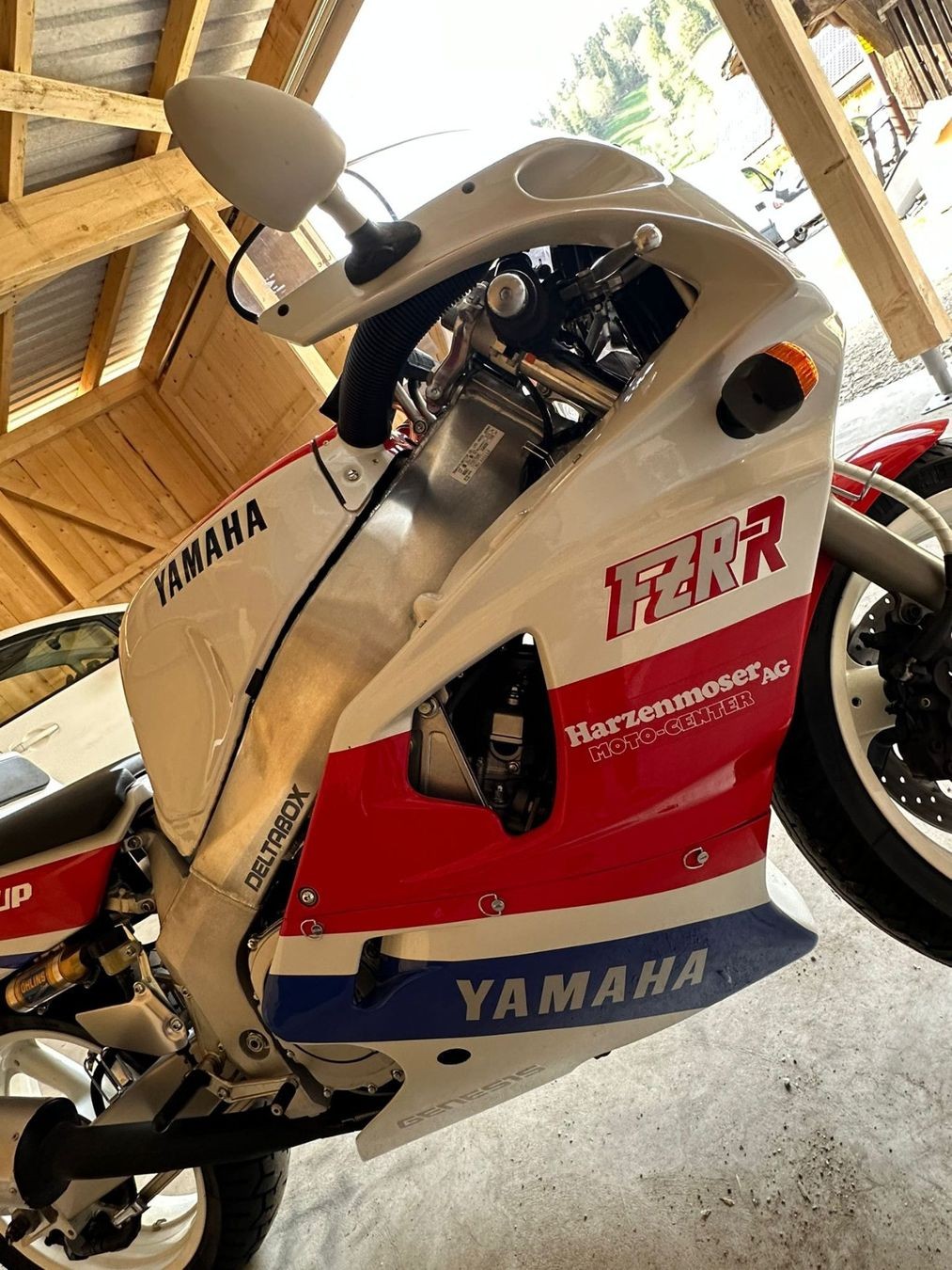 YAMAHA FZR 750 R Ex up OW01-image-2