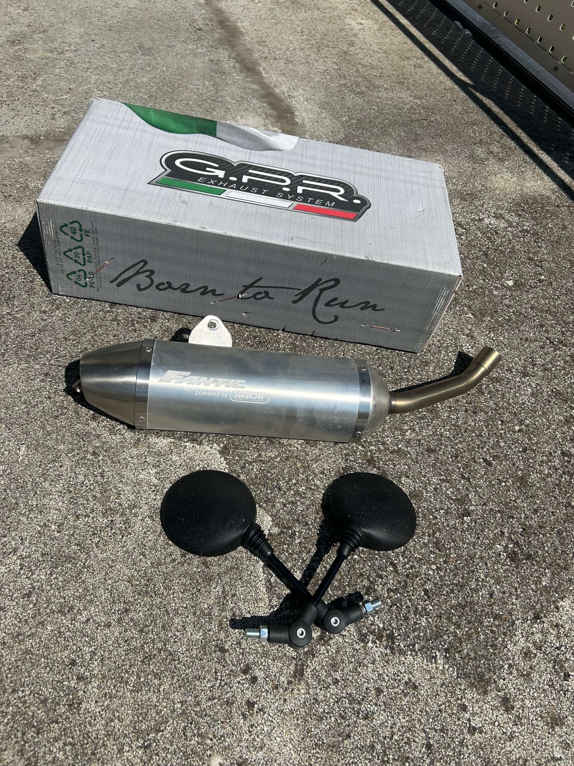 FANTIC XMF 125-image-4