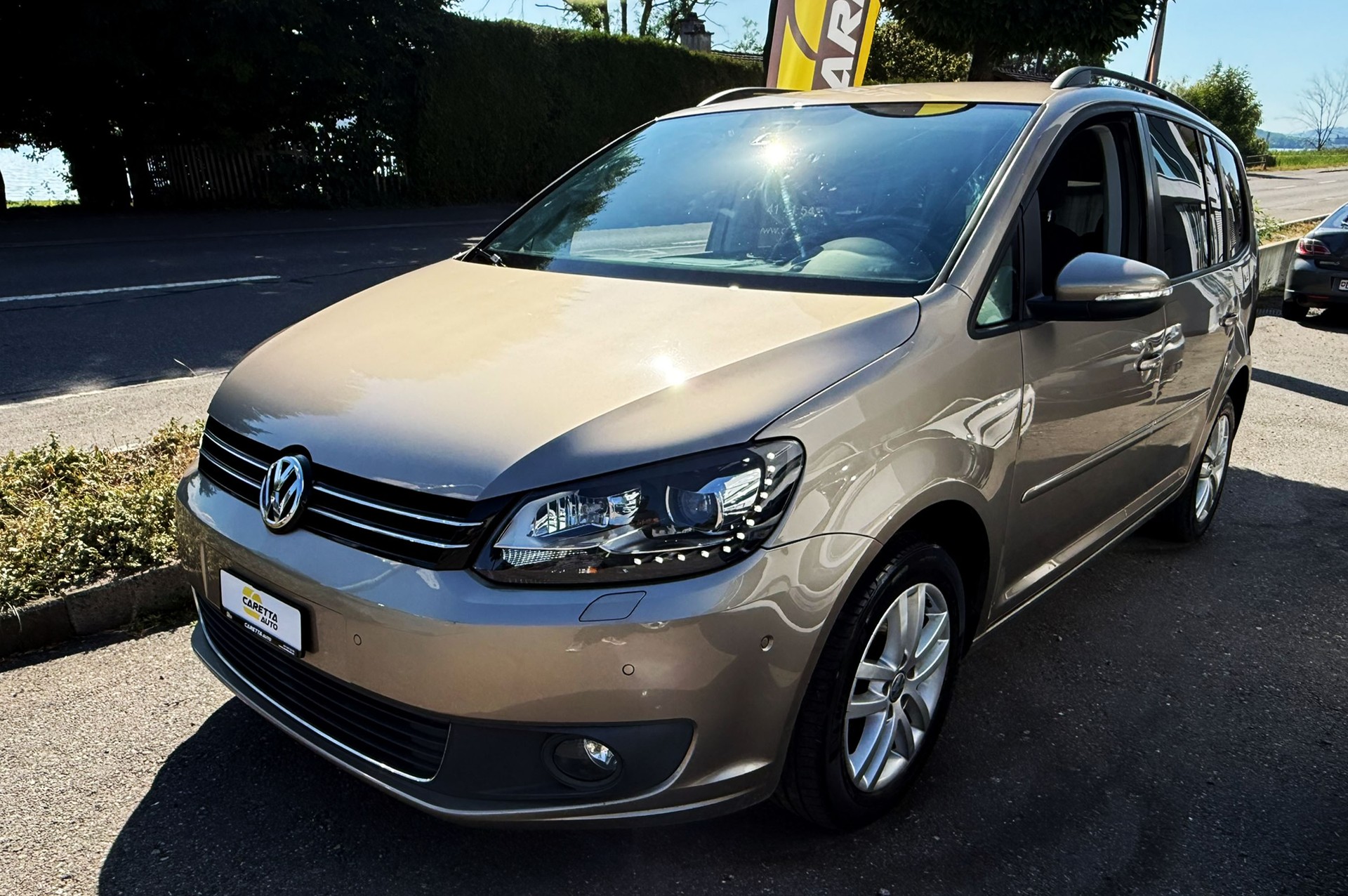 VW Touran 1.4 TSI Comfortline DSG-showroom-element-2