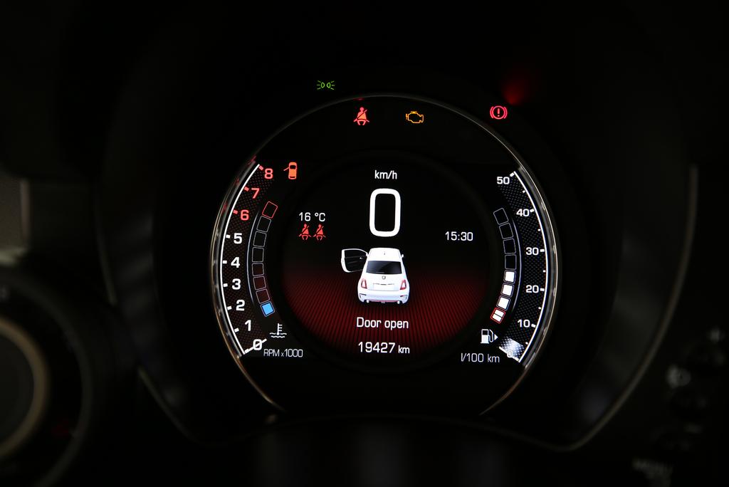 FIAT 595 Abarth 1.4 T-Jet 165 Premium-image-10