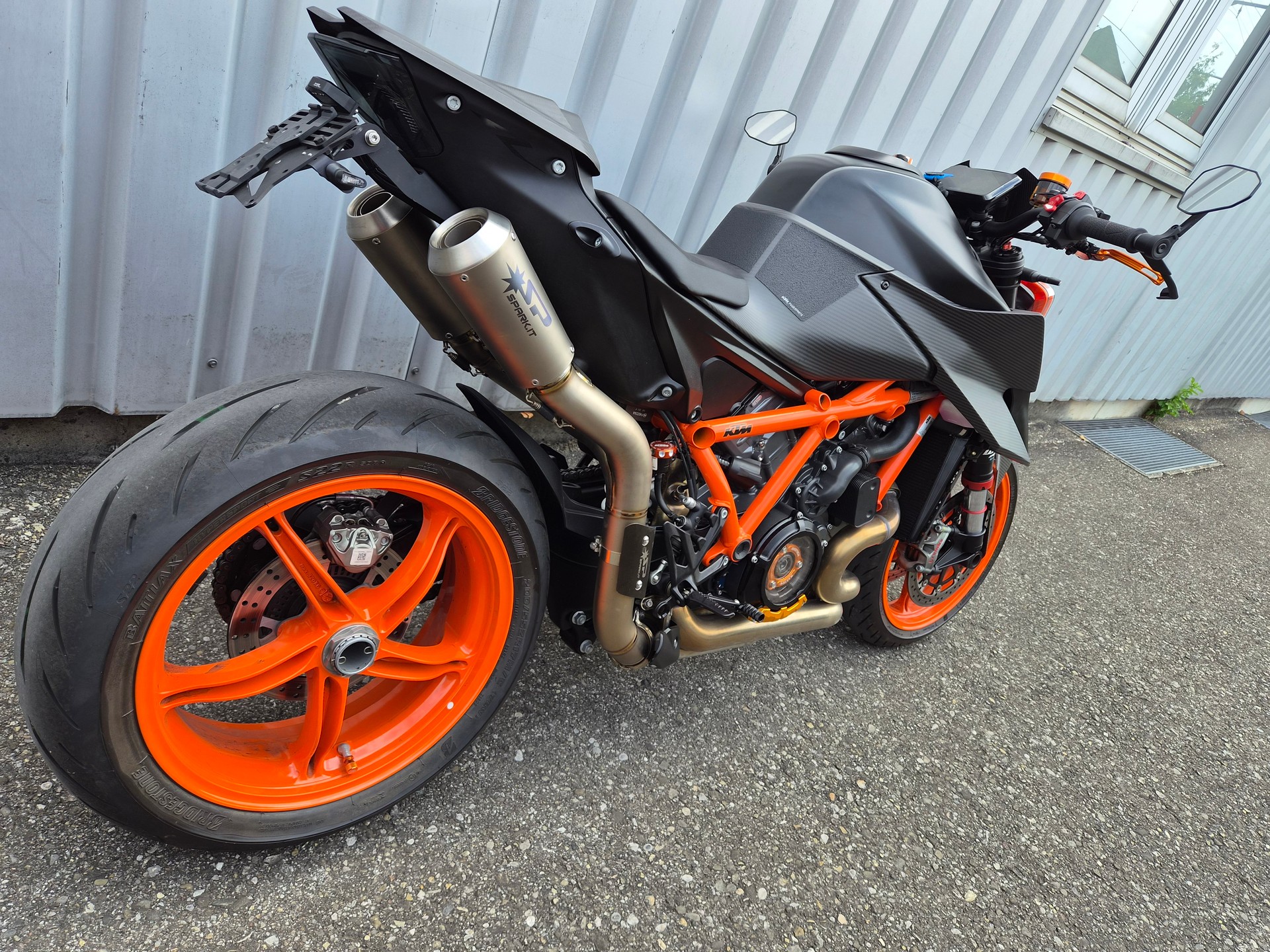 KTM 1290 Super Duke-image-14