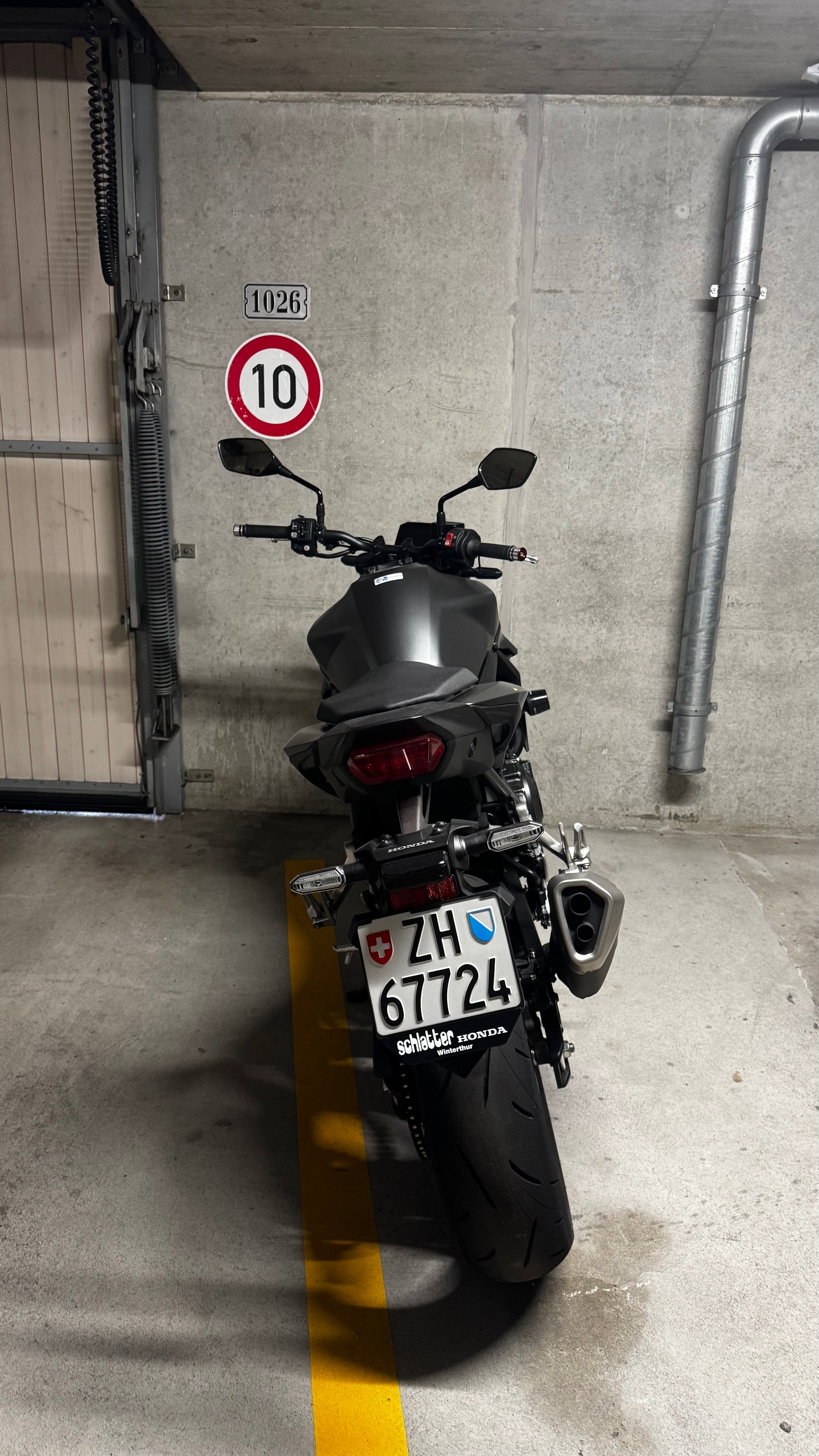 HONDA CB 750 Hornet (35kW)-image-1