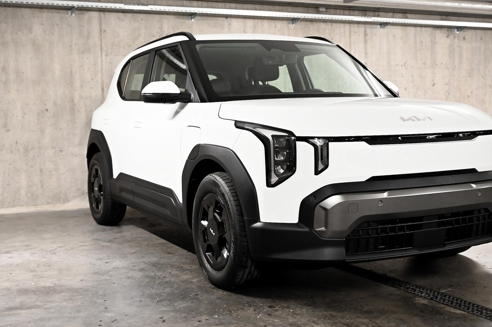 KIA EV2 61 kWh Air 4P-image-10
