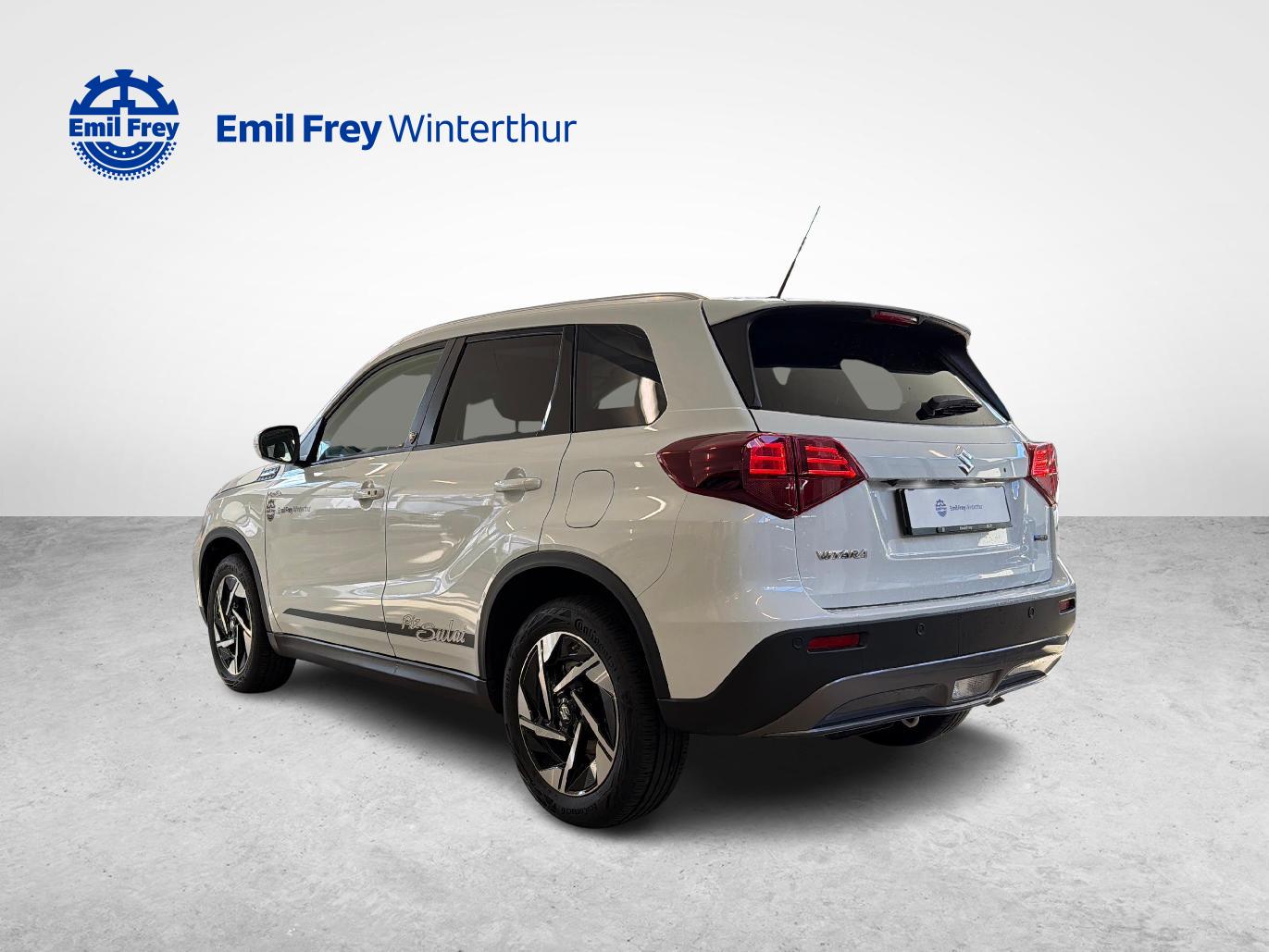 SUZUKI Vitara 1.5 Piz Sulai Top Hybrid 4x4-showroom-element-2