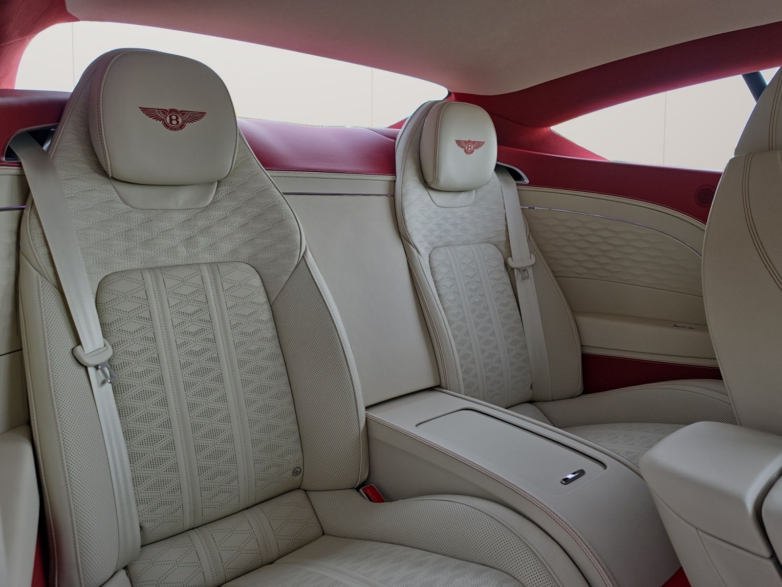 BENTLEY Continental GT Speed V8 PHEV 782 PS/ 1.9% Leasing möglich.-image-16