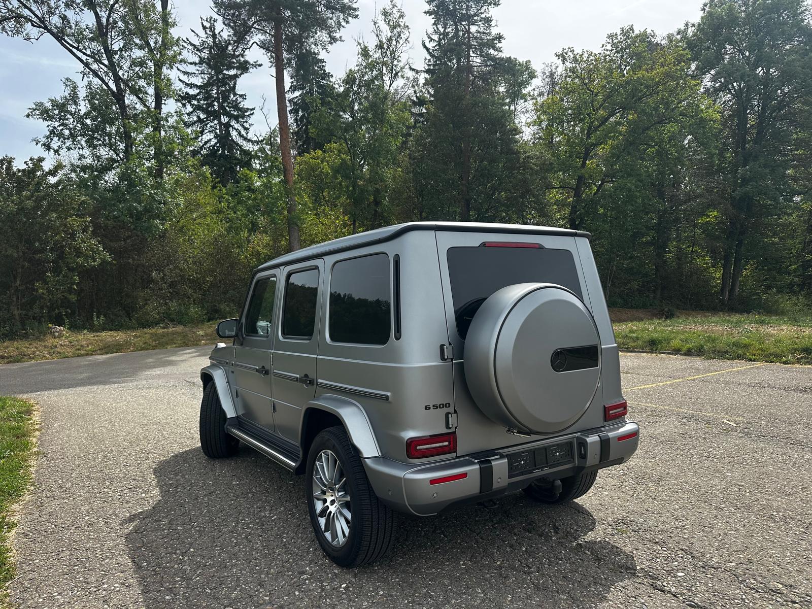 MERCEDES-BENZ MERCEDES-BENZ G 500 AMG Line 9G-Tronic – designo platin magno, 14'261 km, 1. Hand. 10 Jahre gratis Service - 100'000KM,-image-2