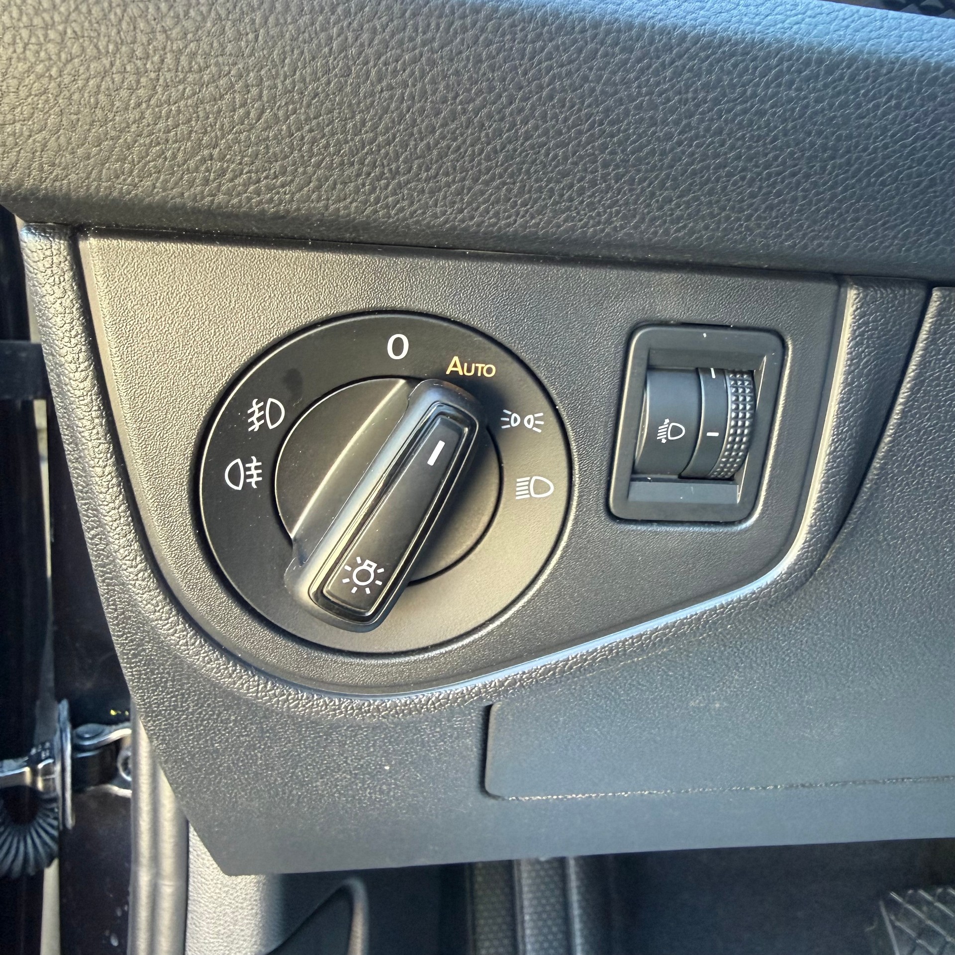VW Taigo 1.5 TSI 75 Edition DSG-image-18