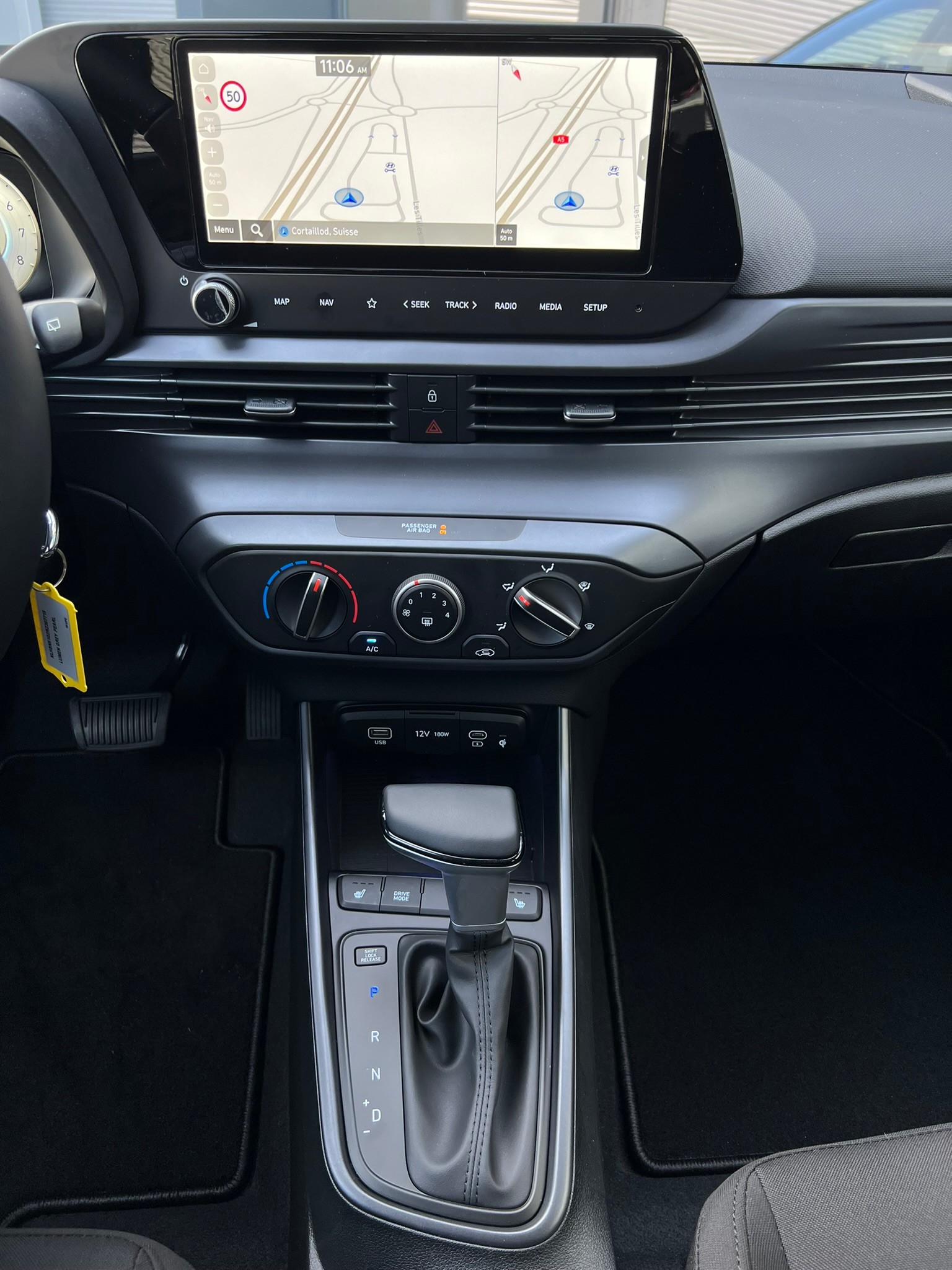 HYUNDAI i20 1.0 T-GDi Amplia DCT-image-18