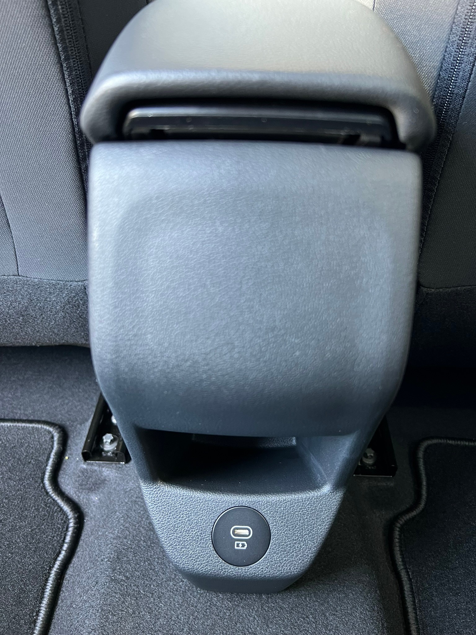 HYUNDAI i20 1.0 T-GDi Amplia DCT-image-13