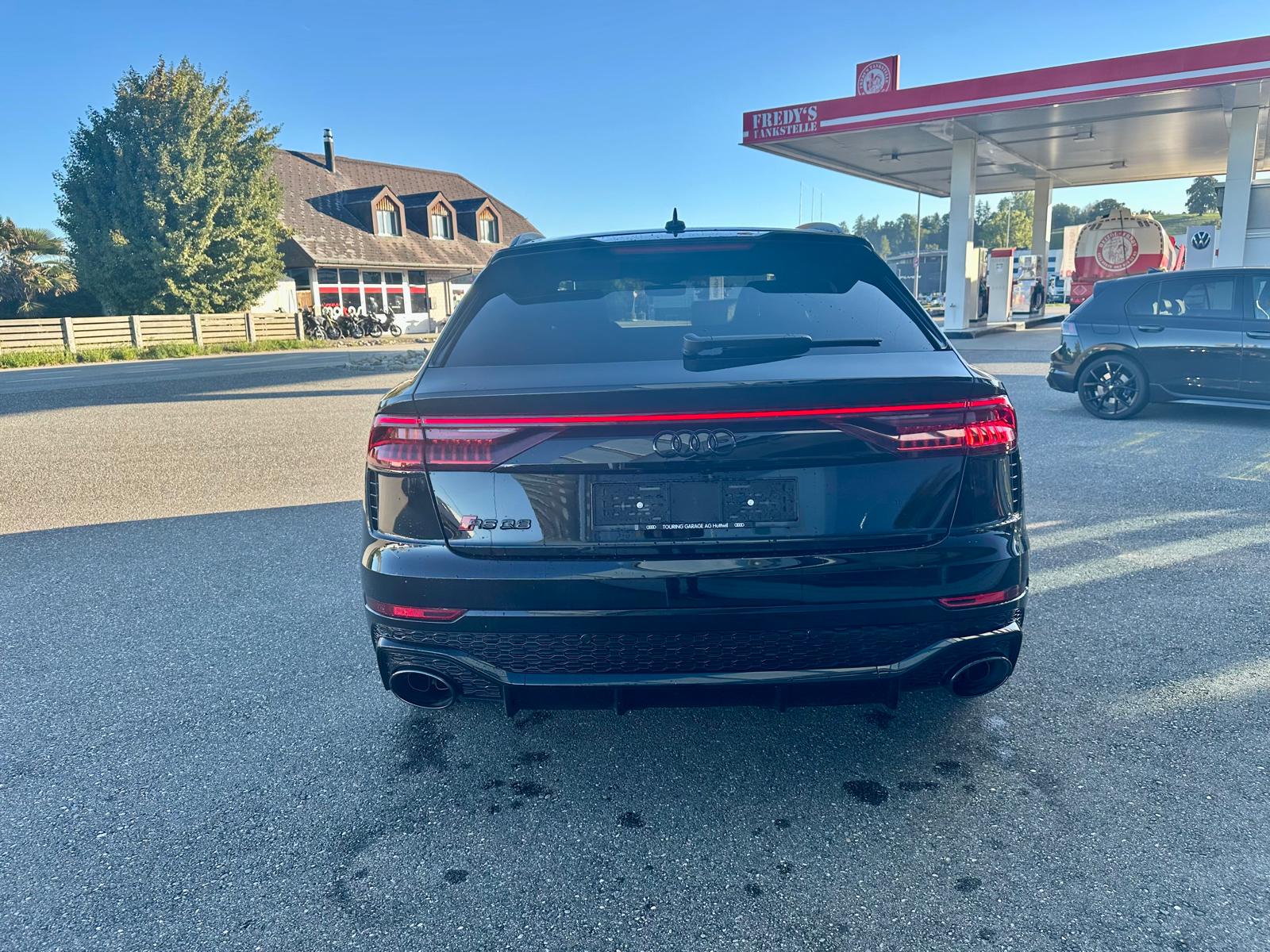 AUDI RSQ8 quattro-showroom-element-3
