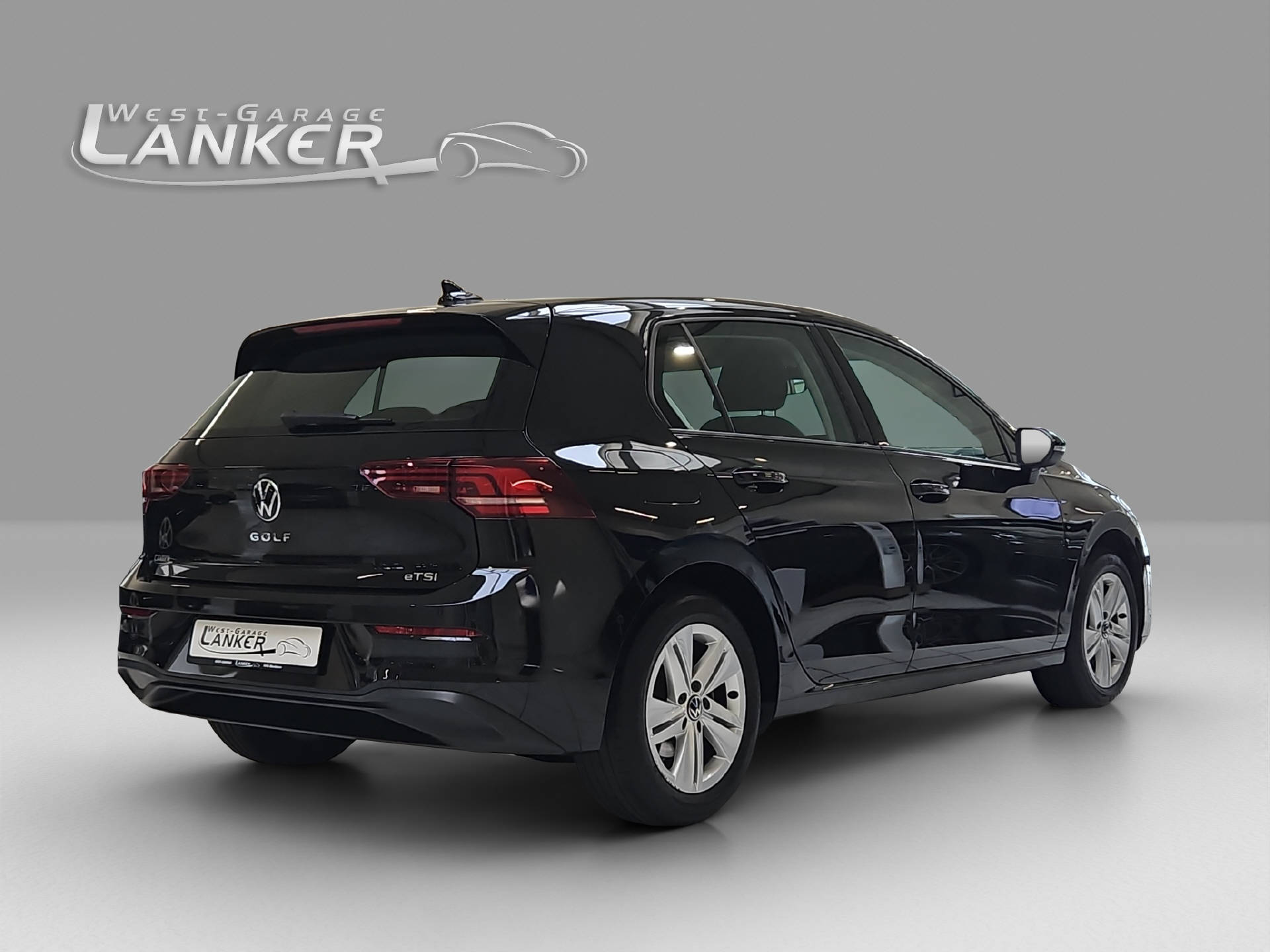VW Golf VIII 1.5 eTSI Life DSG-showroom-element-2
