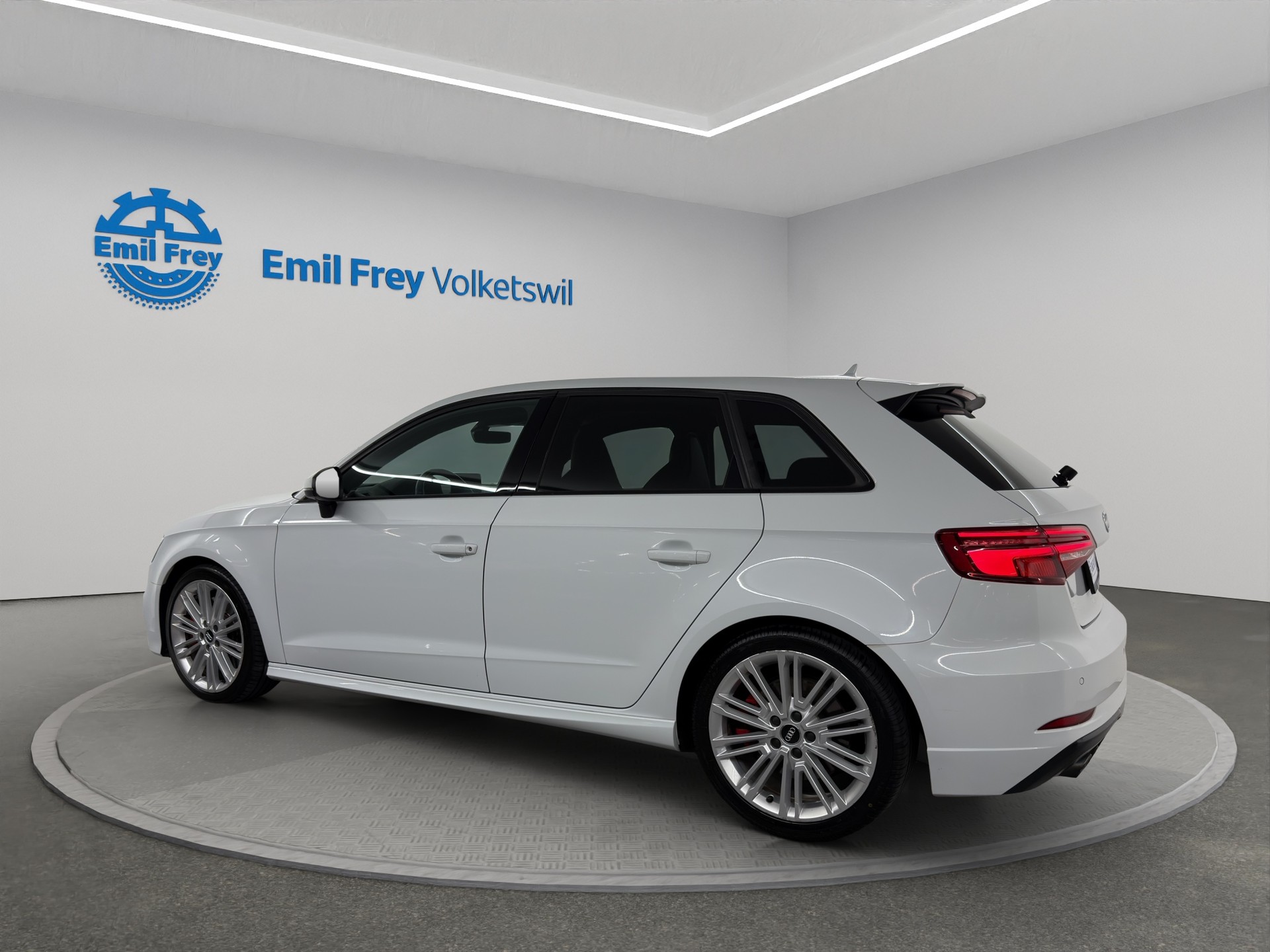 AUDI S3 Sportback 2.0 T FSI quattro S-Tronic-showroom-element-2