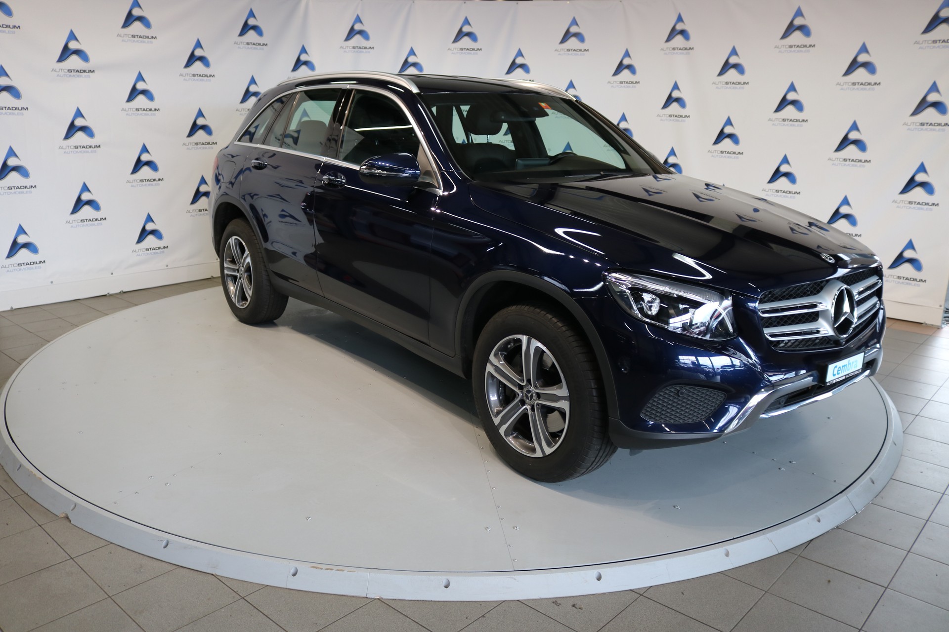 MERCEDES-BENZ GLC 300 4Matic Exclusive 9G-Tronic-image-23