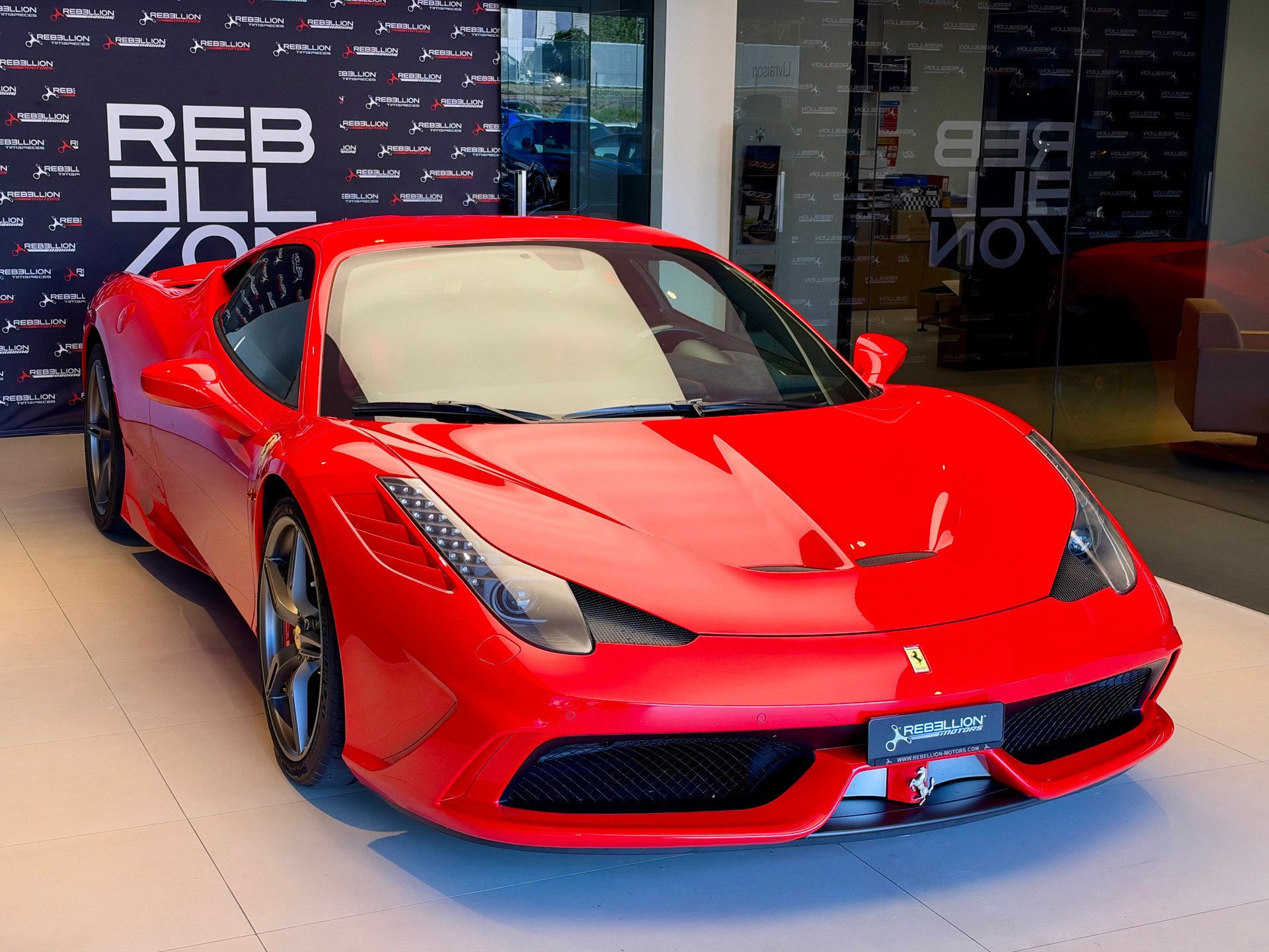 FERRARI 458 Speciale 4.5 V8-showroom-element-1