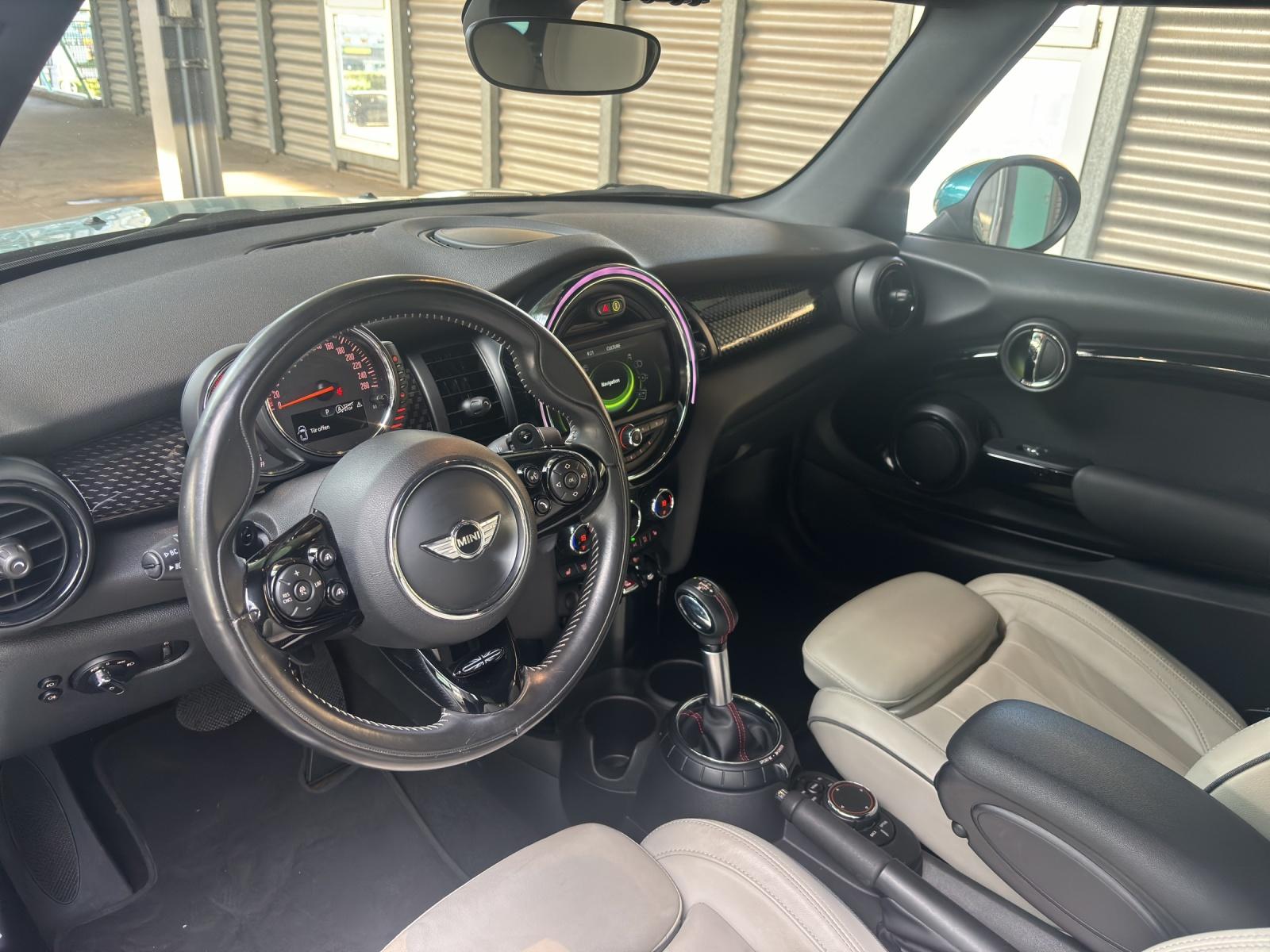 MINI Cabrio F57 2.0i Cooper S SAG-image-5