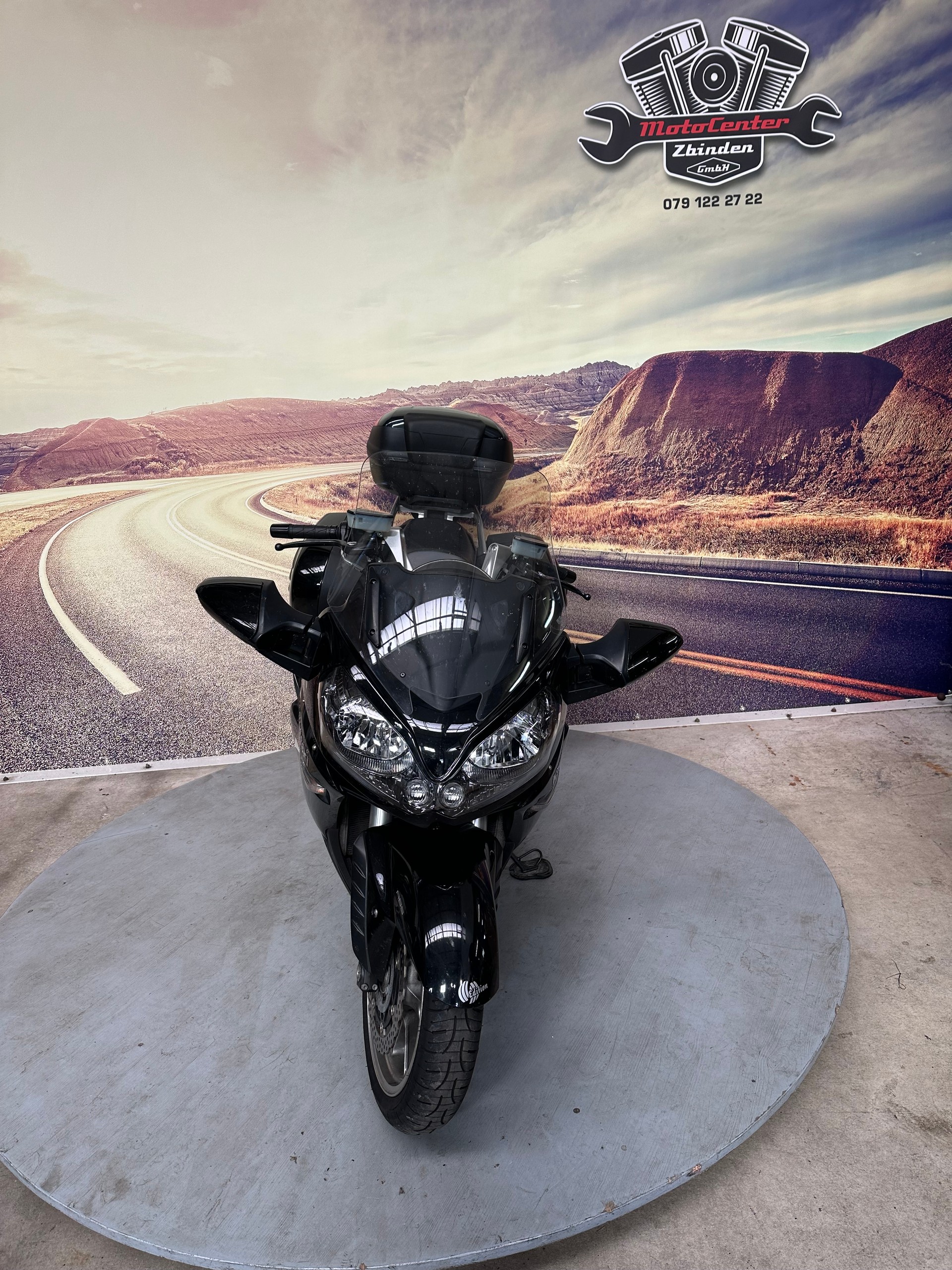KAWASAKI GTR 1400 ABS-image-2