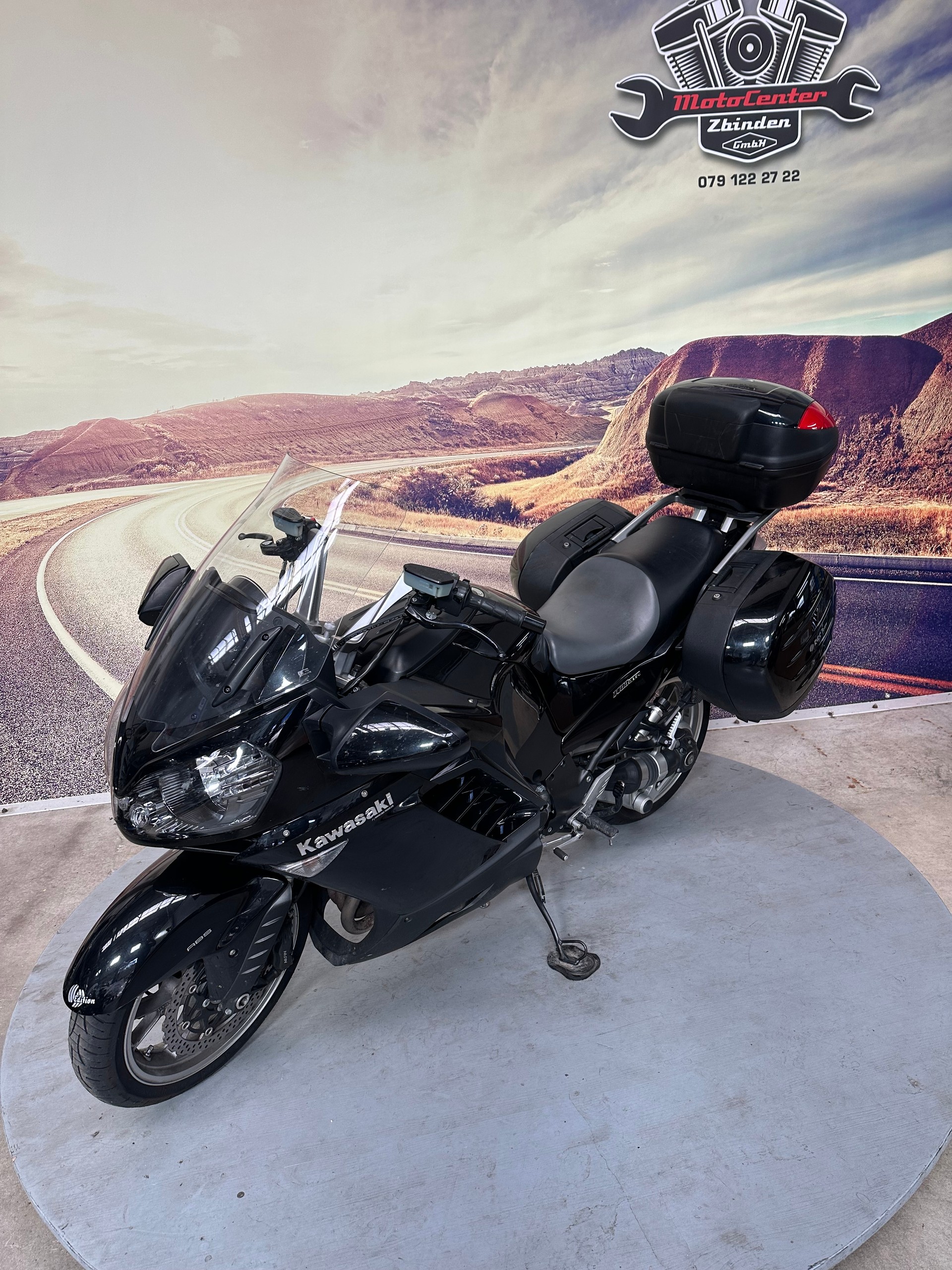 KAWASAKI GTR 1400 ABS-image-3