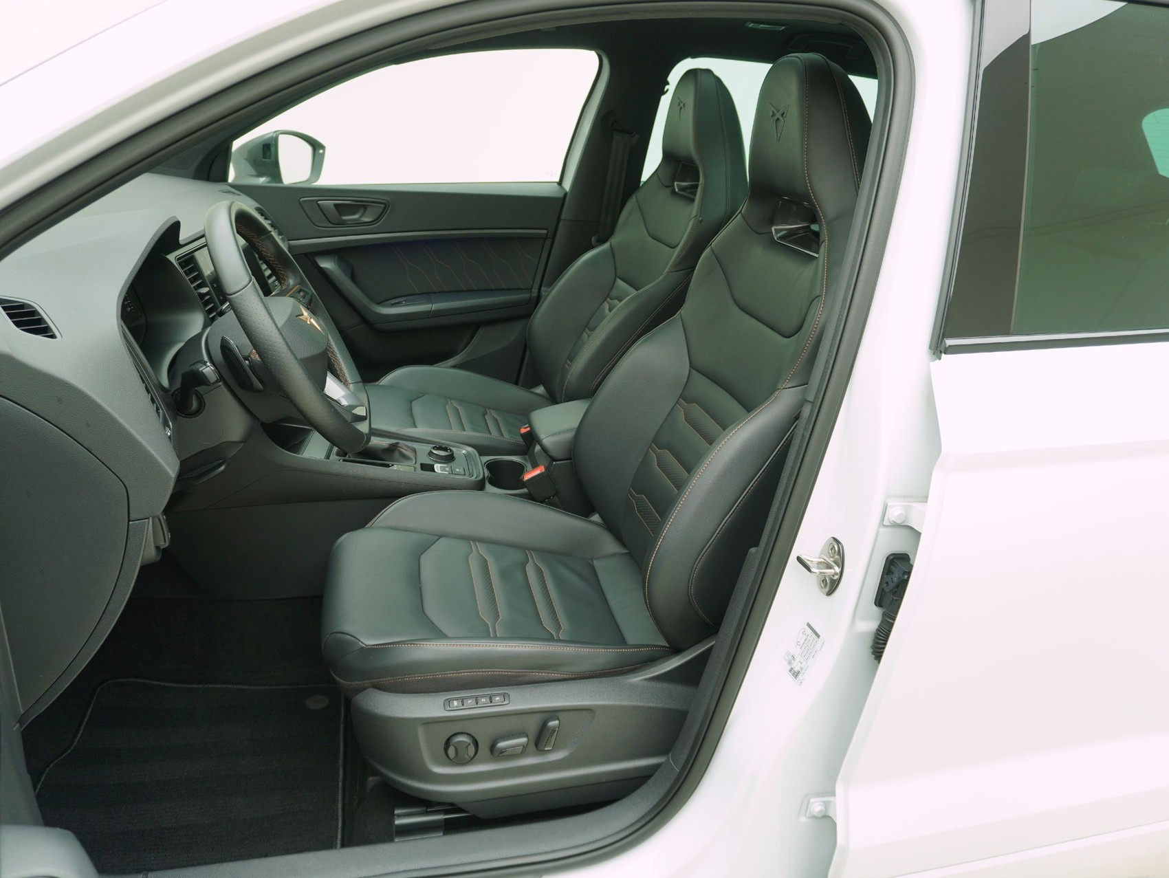 CUPRA Ateca 2.0 TSI DSG 4Drive-image-9