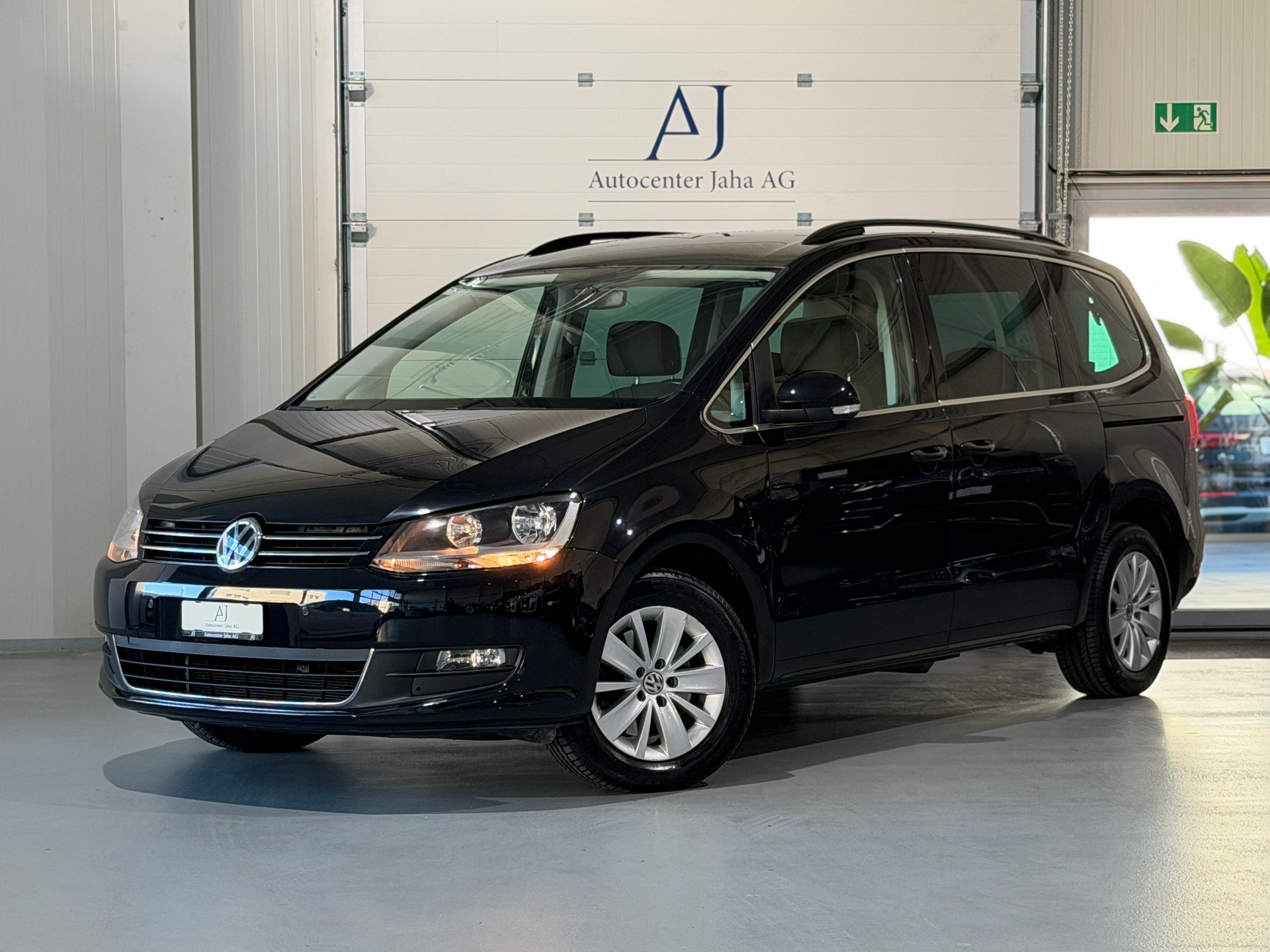 VW Sharan 2.0 TDI BMT Comfortline DSG (CH) 7Plätzer