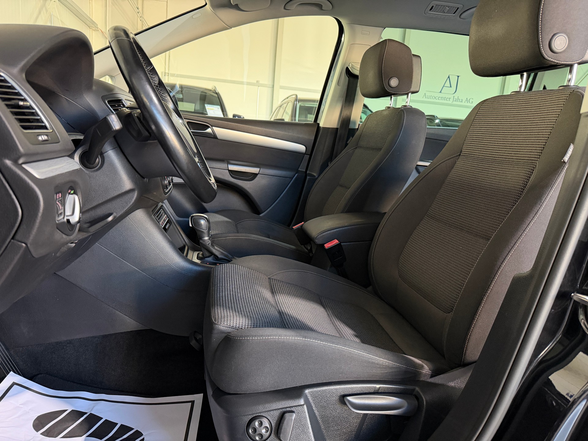 VW Sharan 2.0 TDI BMT Comfortline DSG (CH) 7Plätzer-image-13