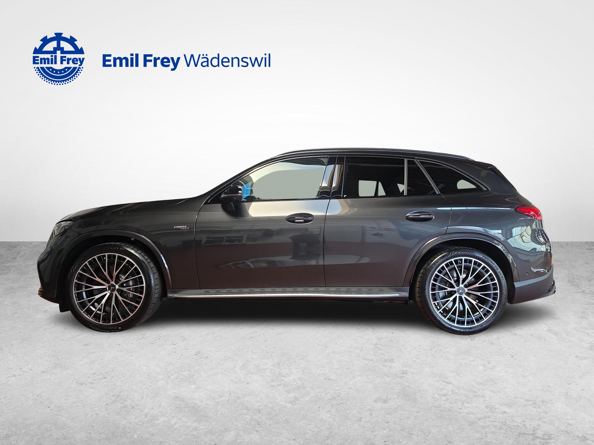 MERCEDES-BENZ AMG GLC 53 4MATIC+-showroom-element-1