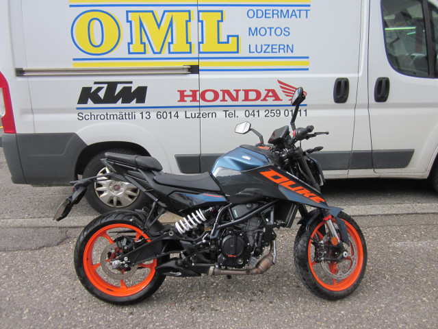 KTM 125 Duke-image-0