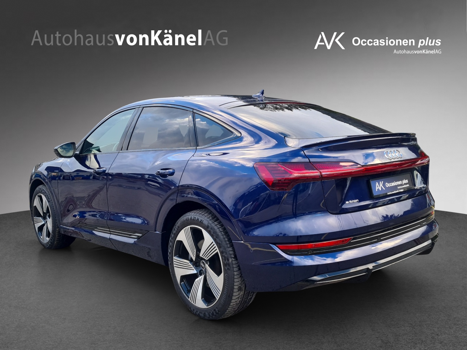 AUDI e-tron 55 Sportback S Line quattro-showroom-element-2