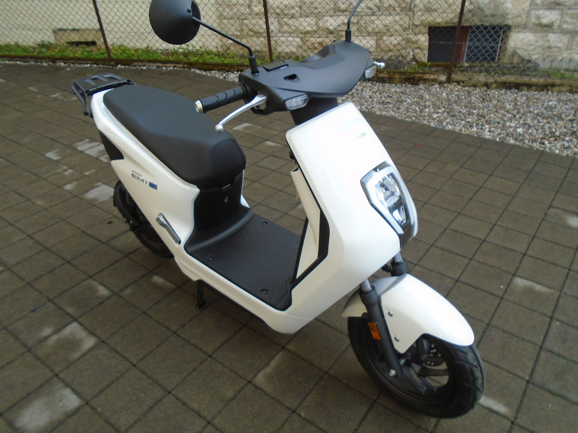 HONDA EM1-E-image-6