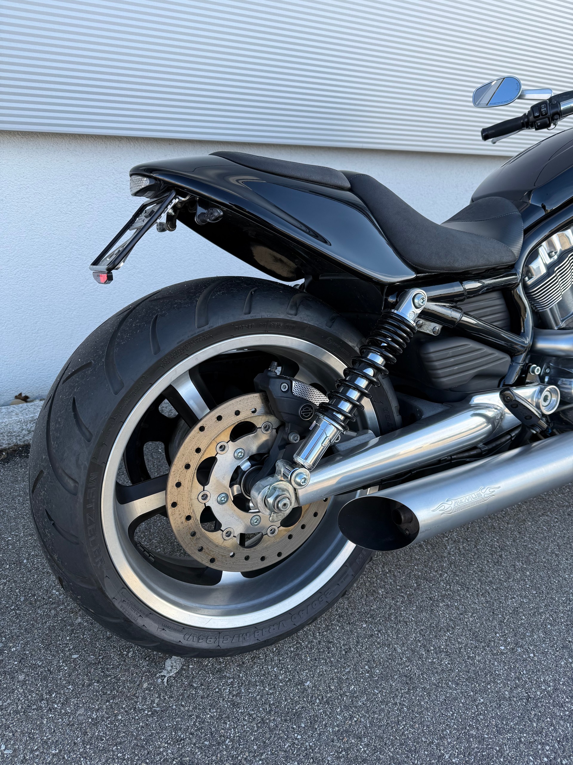 HARLEY-DAVIDSON VRSCF V-Rod Muscle ABS-image-4