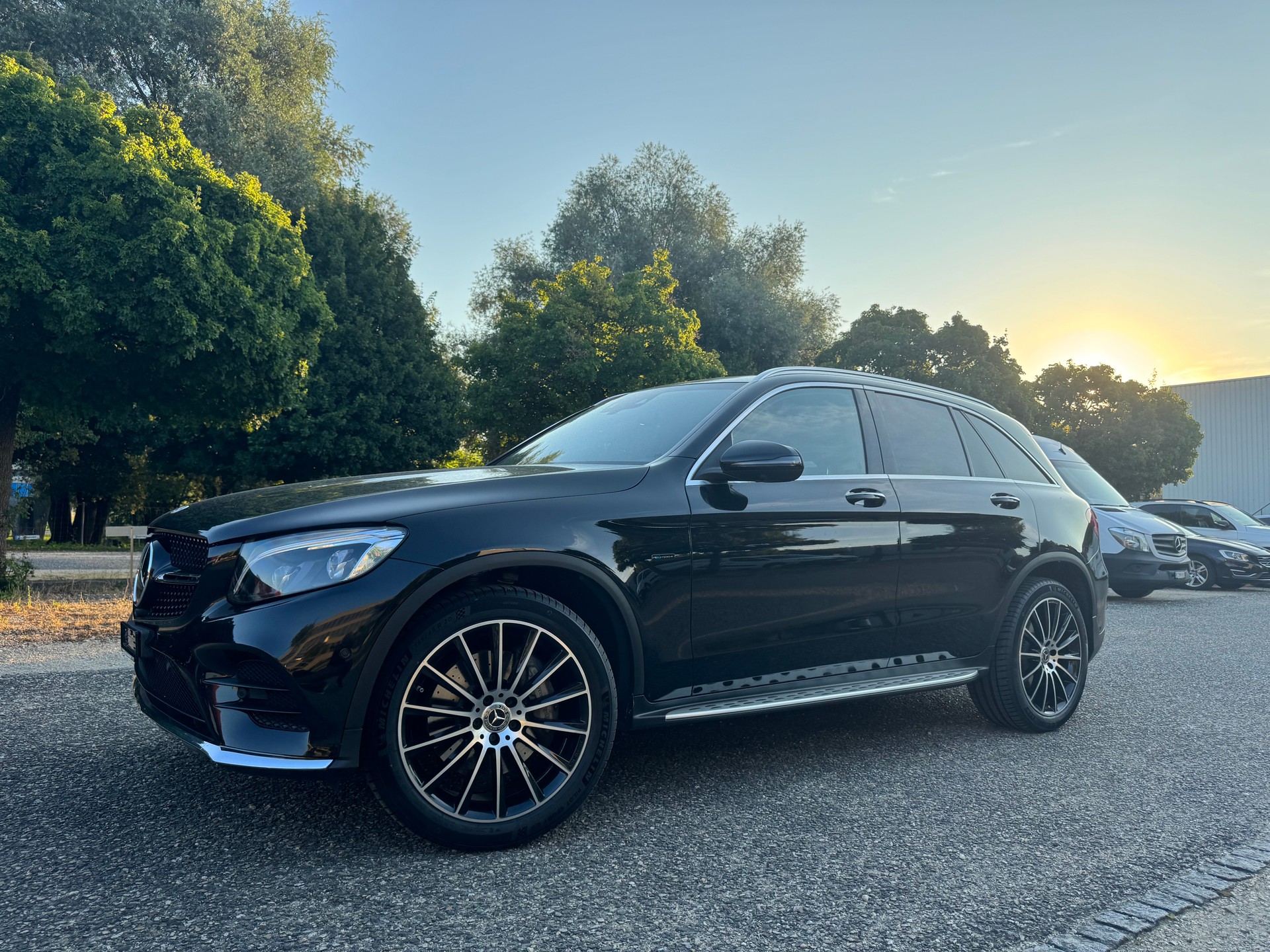 MERCEDES-BENZ GLC 350 e AMG Line 4Matic 7G-Tronic